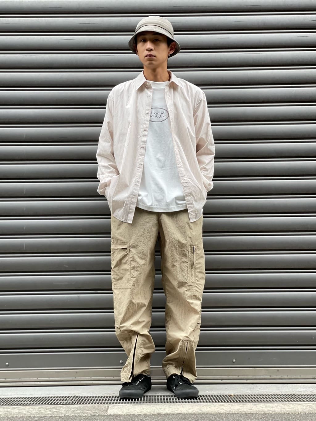 WISMのコーディネートを紹介します。｜Rakuten Fashion(楽天ファッション／旧楽天ブランドアベニュー)3140885