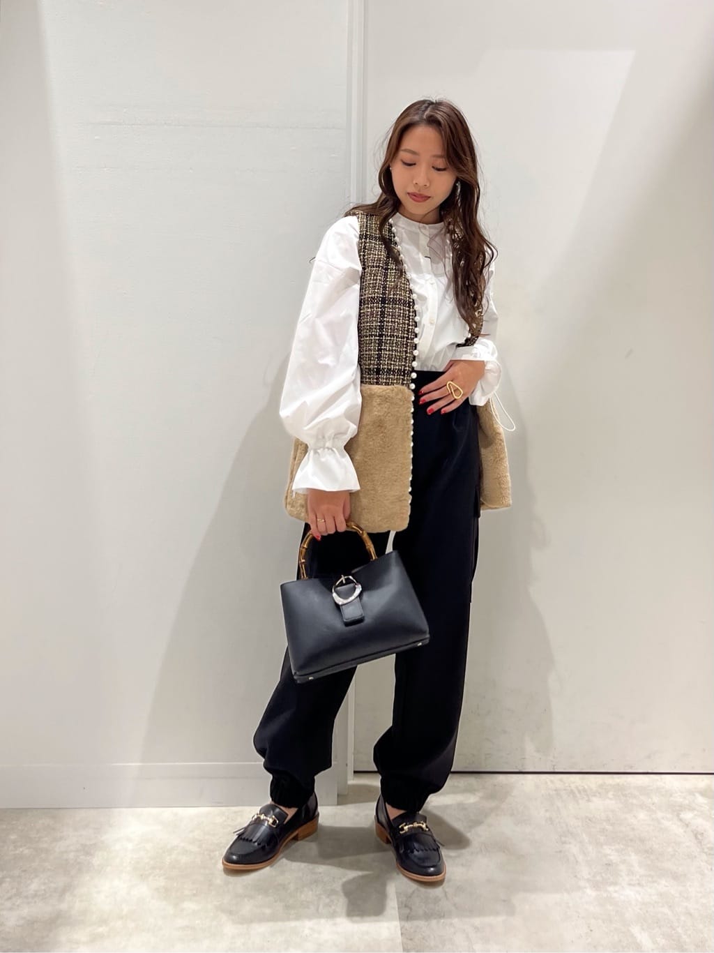 Vinのコーディネートを紹介します。｜Rakuten Fashion(楽天ファッション／旧楽天ブランドアベニュー)3144318