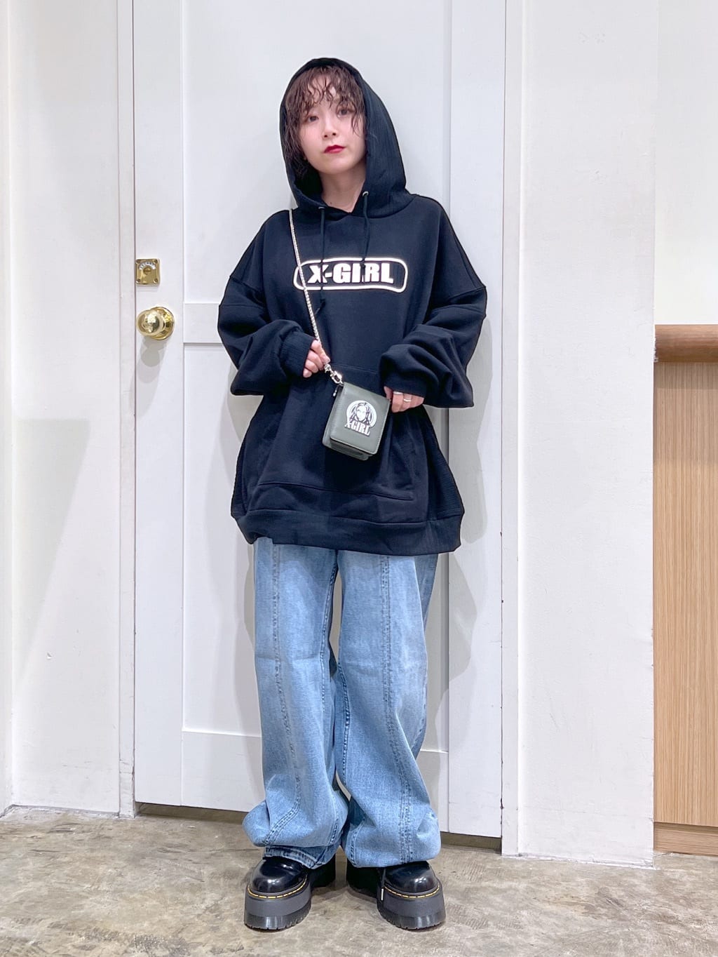 X-girlのCONTRAST FABRIC SWEAT HOODIE パーカー X-girlを使った