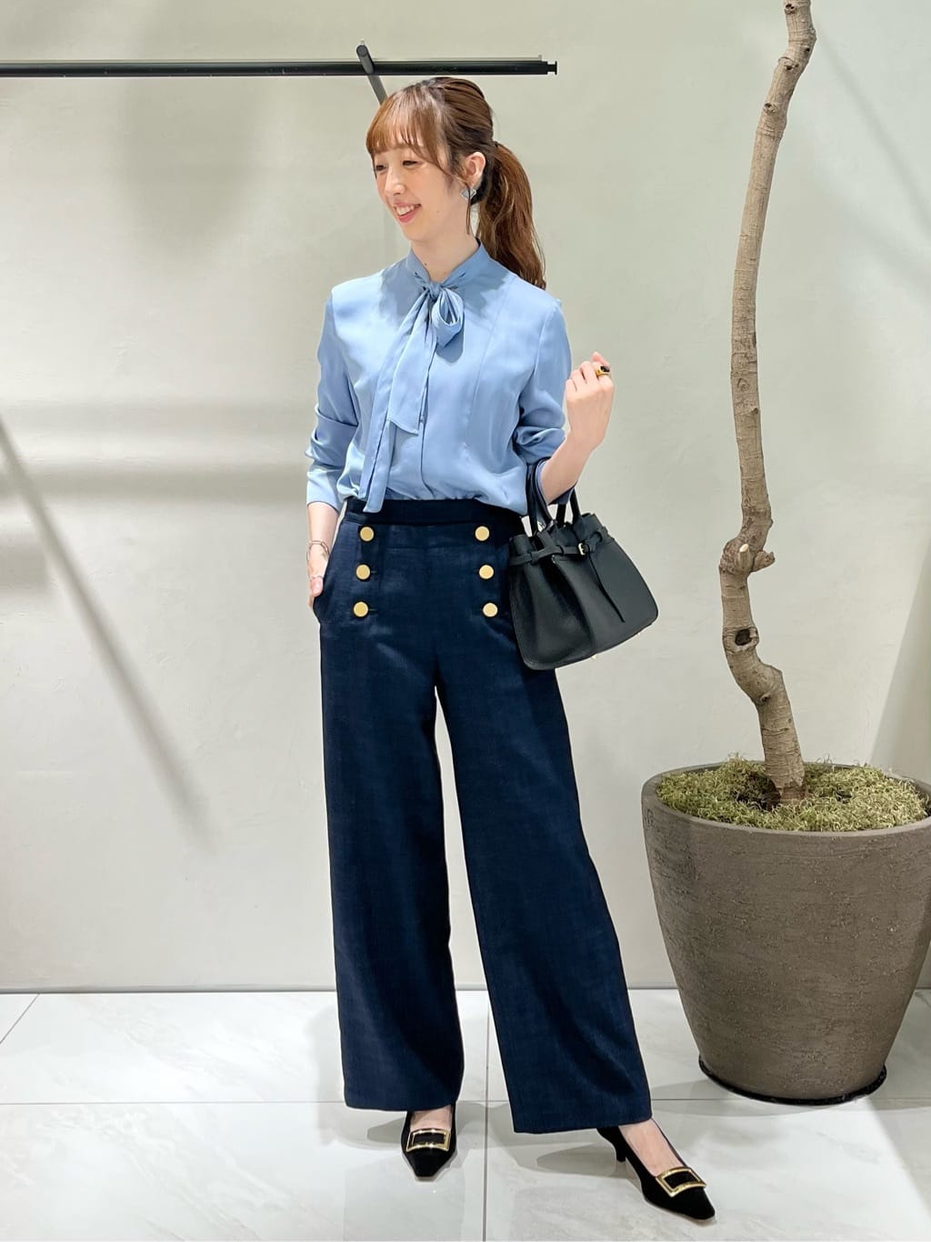 allurevilleのソフトデニム裏起毛マリンパンツを使ったコーディネート 