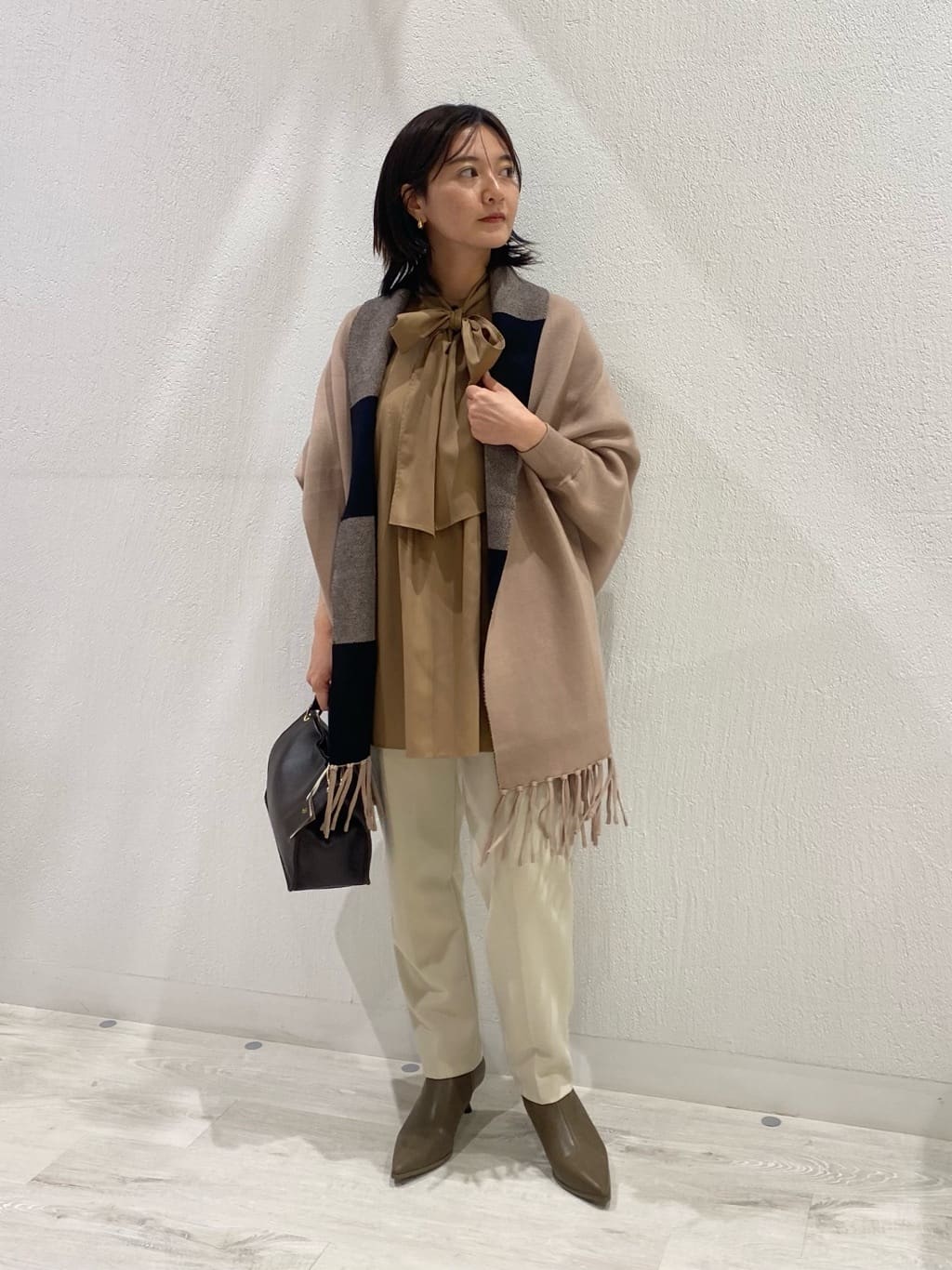 Vinのコーディネートを紹介します。｜Rakuten Fashion(楽天ファッション／旧楽天ブランドアベニュー)3160025