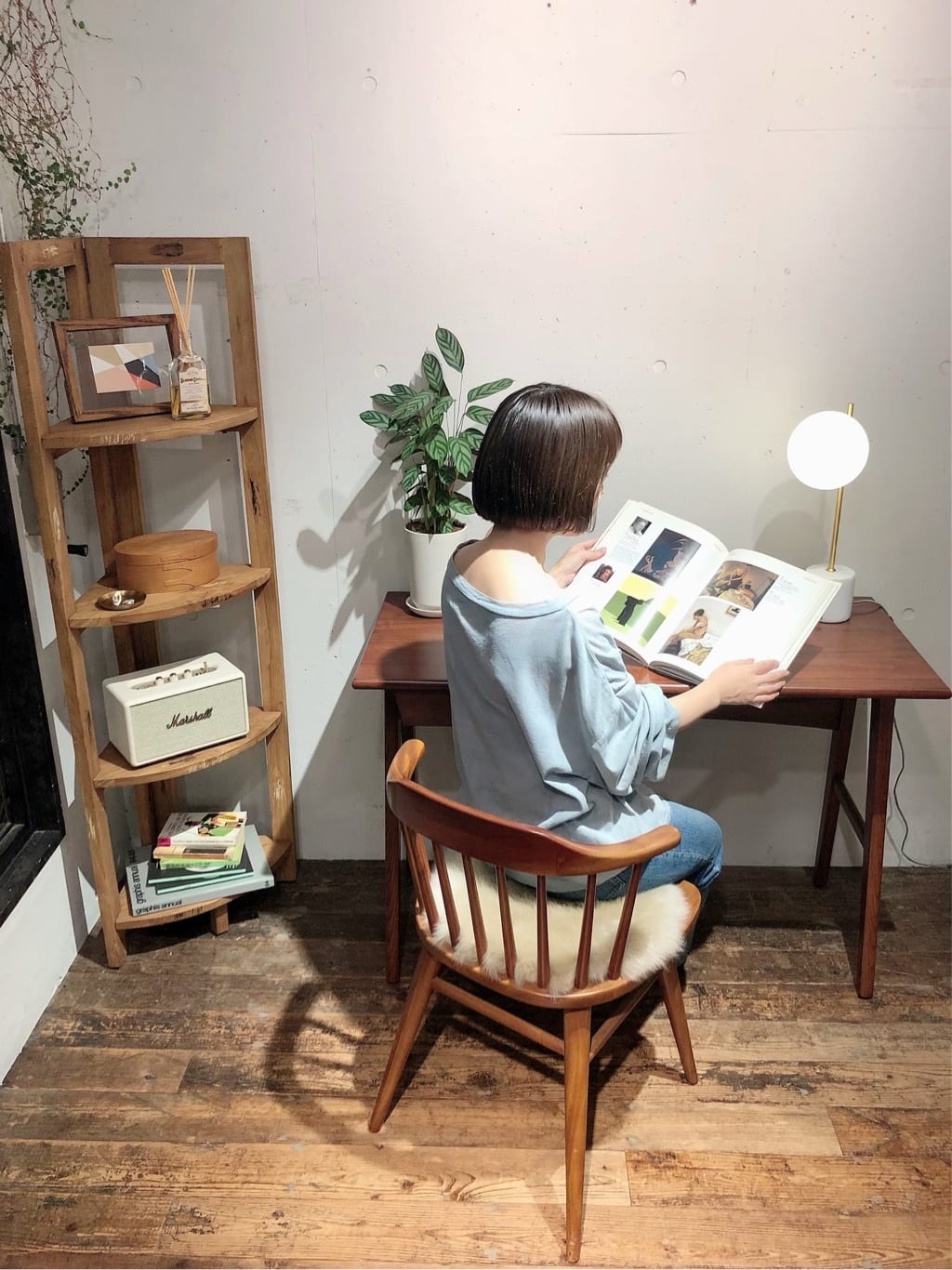 journal standard FurnitureのRONDA Frame L 4th ロンダフレーム ※ ガラス フォトフレーム 額縁を使ったコーディネートを紹介します。｜Rakuten Fashion(楽天ファッション／旧楽天ブランドアベニュー)3173884
