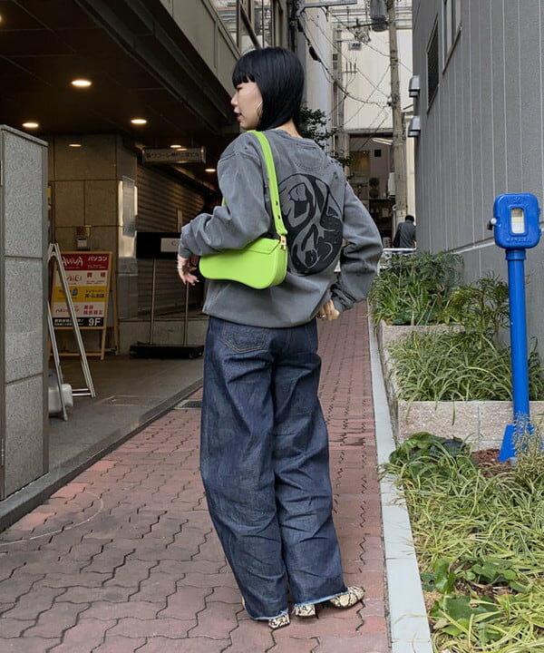 BEAMS MENのSARASA YANAGI * BEAMS T / Sweatshirtを使った