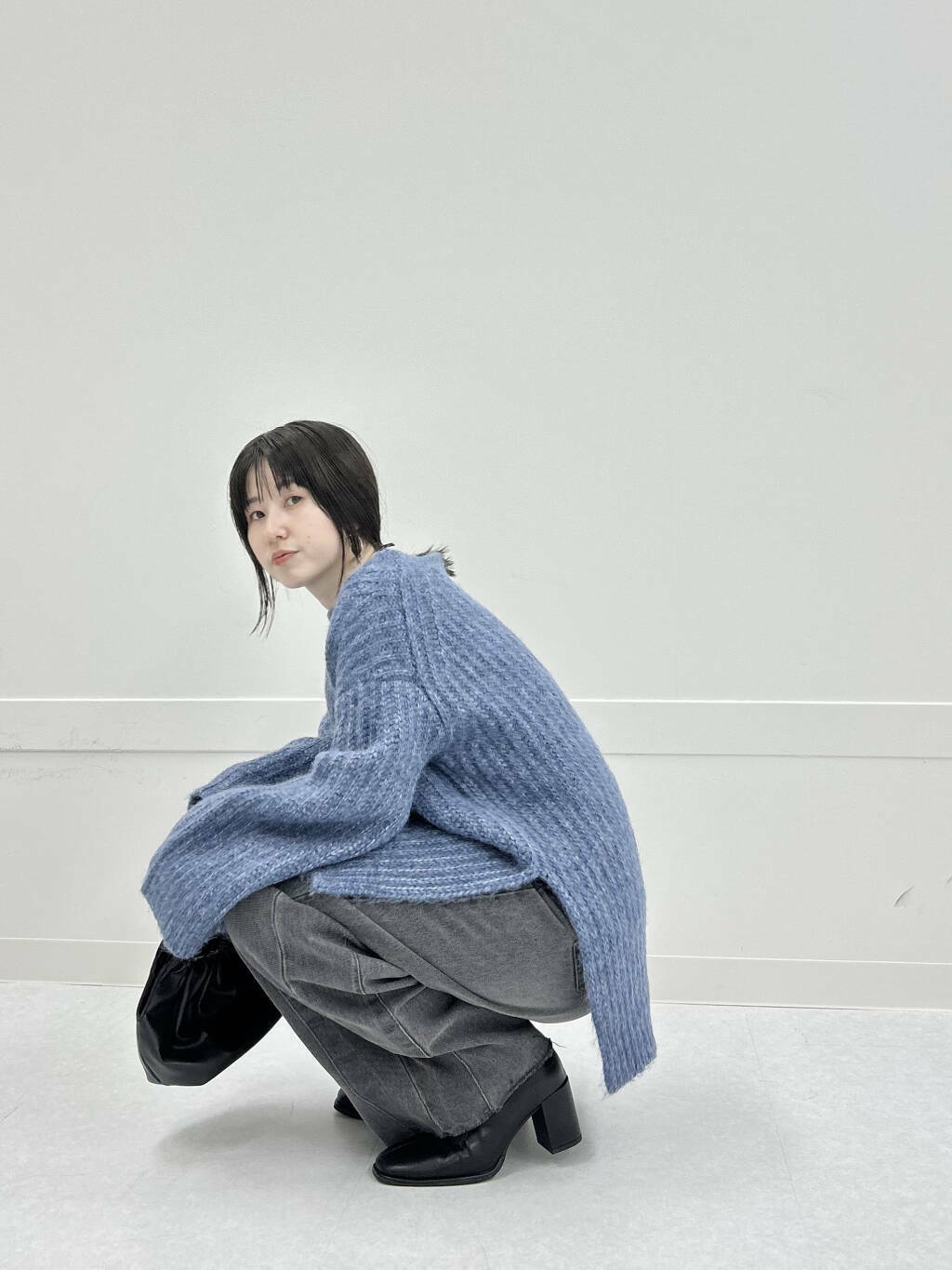 URBAN RESEARCH ROSSOの『竹下玲奈さん着用』カーブデニムパンツを使っ