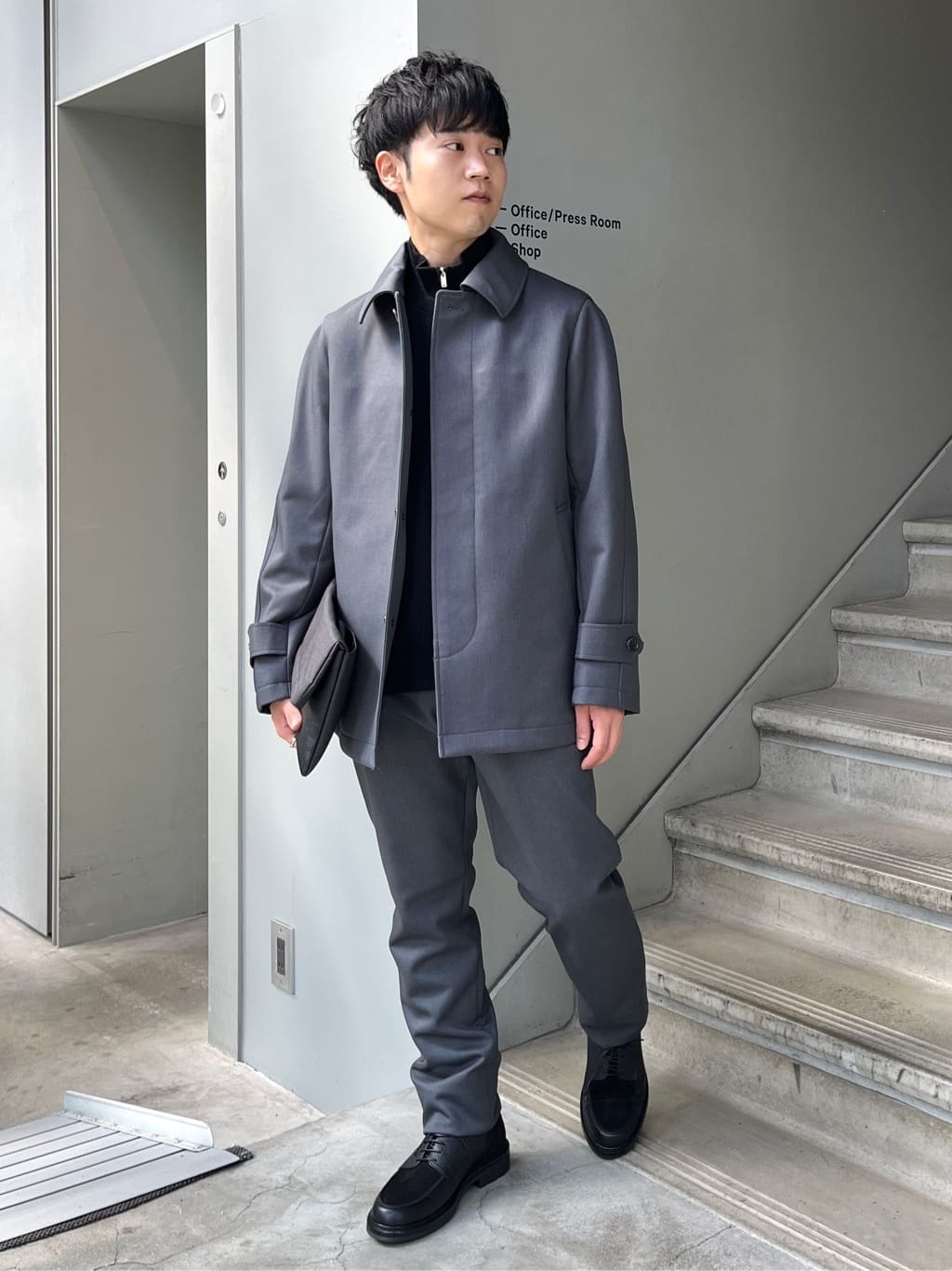 TAKEO KIKUCHIの【Down Fabric】ステンカラーブルゾンを使ったコーディネートを紹介します。｜Rakuten Fashion(楽天ファッション／旧楽天ブランドアベニュー)3201947
