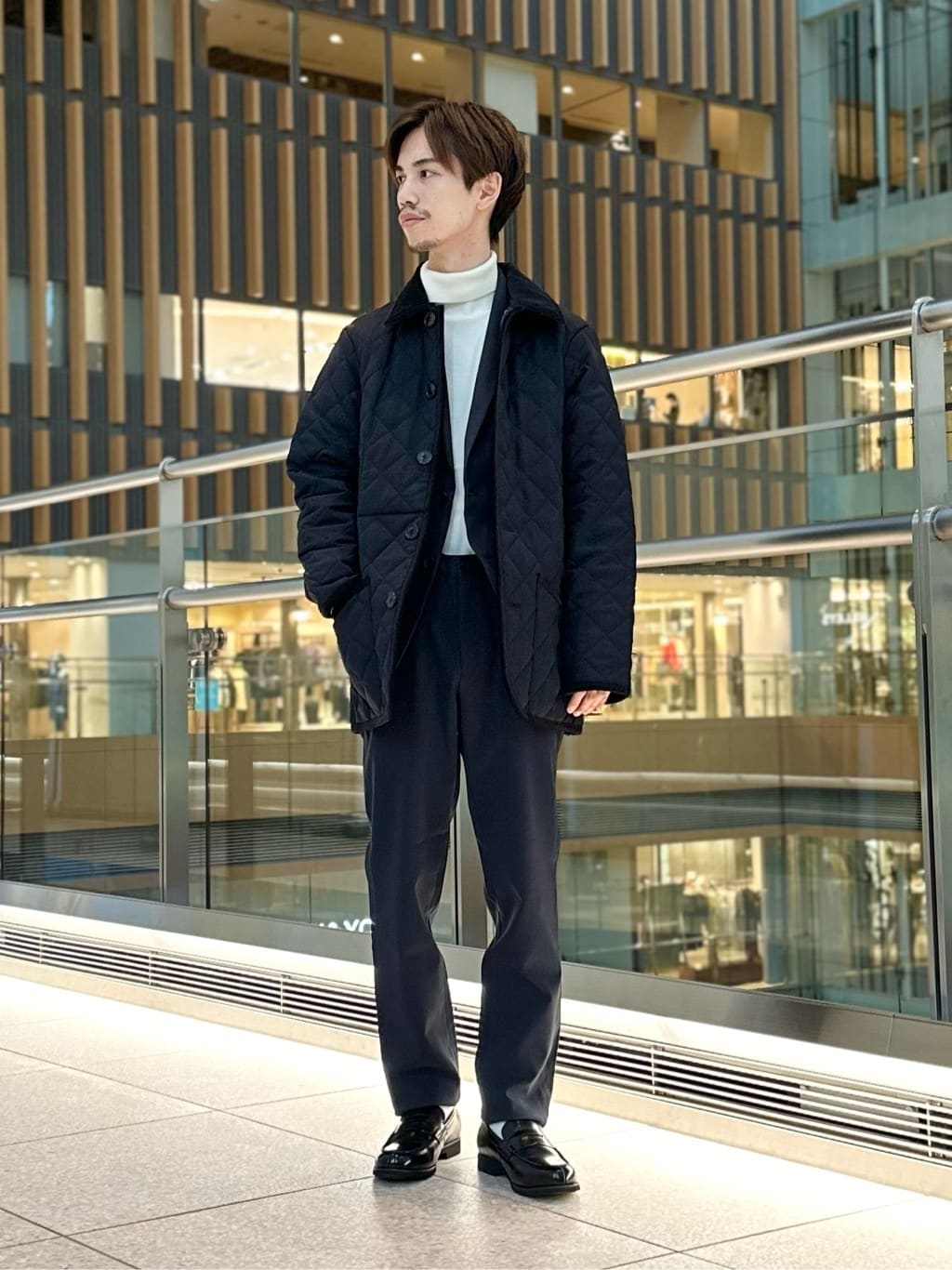 UNITED ARROWS green label relaxingのGLR レザー V3 ローファーを使っ 
