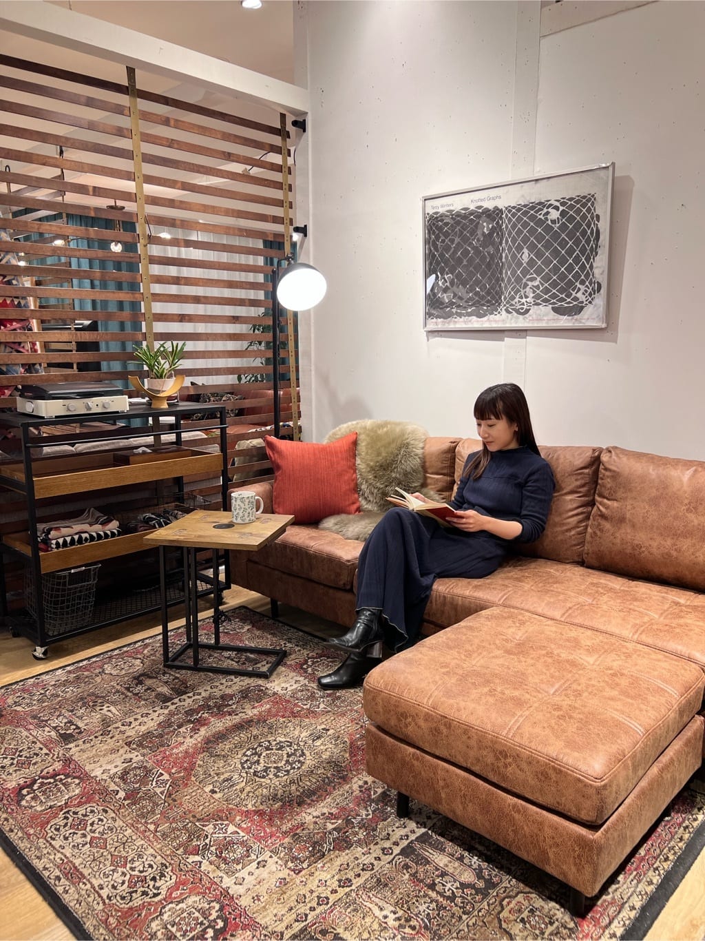 journal standard FurnitureのPO RUG 133*200 ラグを使ったコーディネートを紹介します。｜Rakuten Fashion(楽天ファッション／旧楽天ブランドアベニュー)3216781