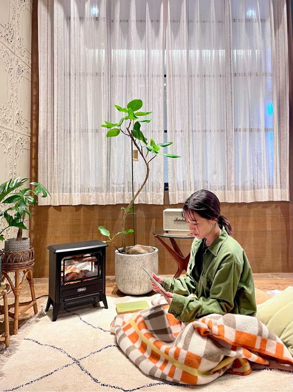 journal standard Furnitureの★【Marshall/マーシャル】Acton 3 Bluetooth Cream スピーカーを使ったコーディネートを紹介します。｜Rakuten Fashion(楽天ファッション／旧楽天ブランドアベニュー)3233386