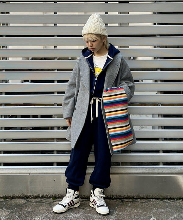 BEAMS WOMENのROBERT MACKIE * BEAMS BOY / ボーダー マフラーを使った