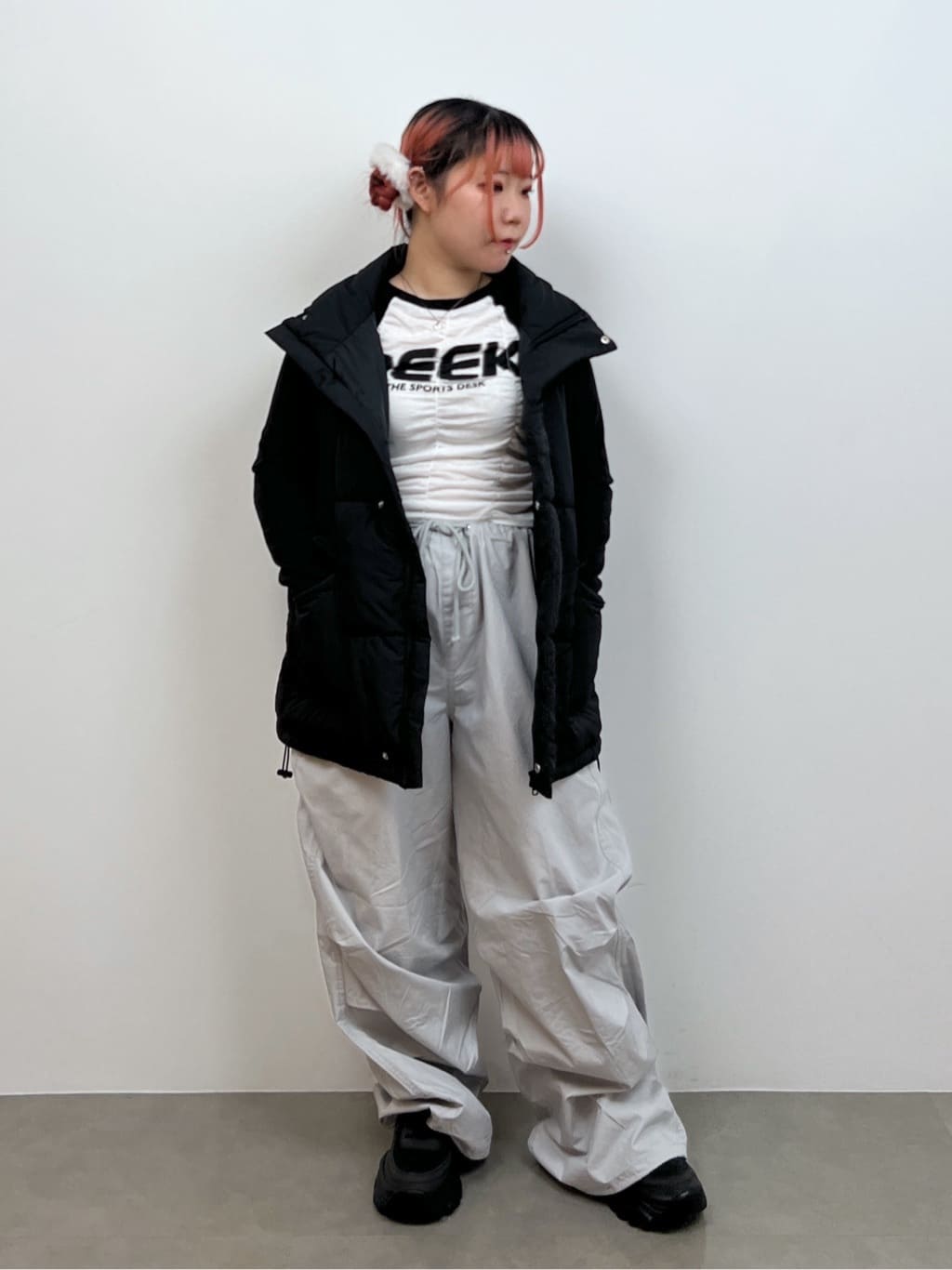 WEGOのパラシュートパンツを使ったコーディネートを紹介します。｜Rakuten Fashion(楽天ファッション／旧楽天ブランドアベニュー)3240712