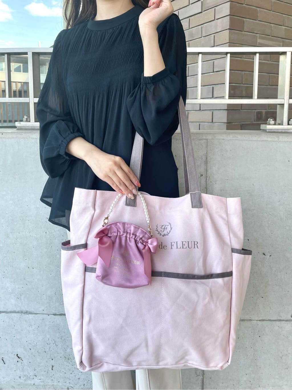 Maison de FLEURのコーディネートを紹介します。｜Rakuten Fashion(楽天ファッション／旧楽天ブランドアベニュー)3241782