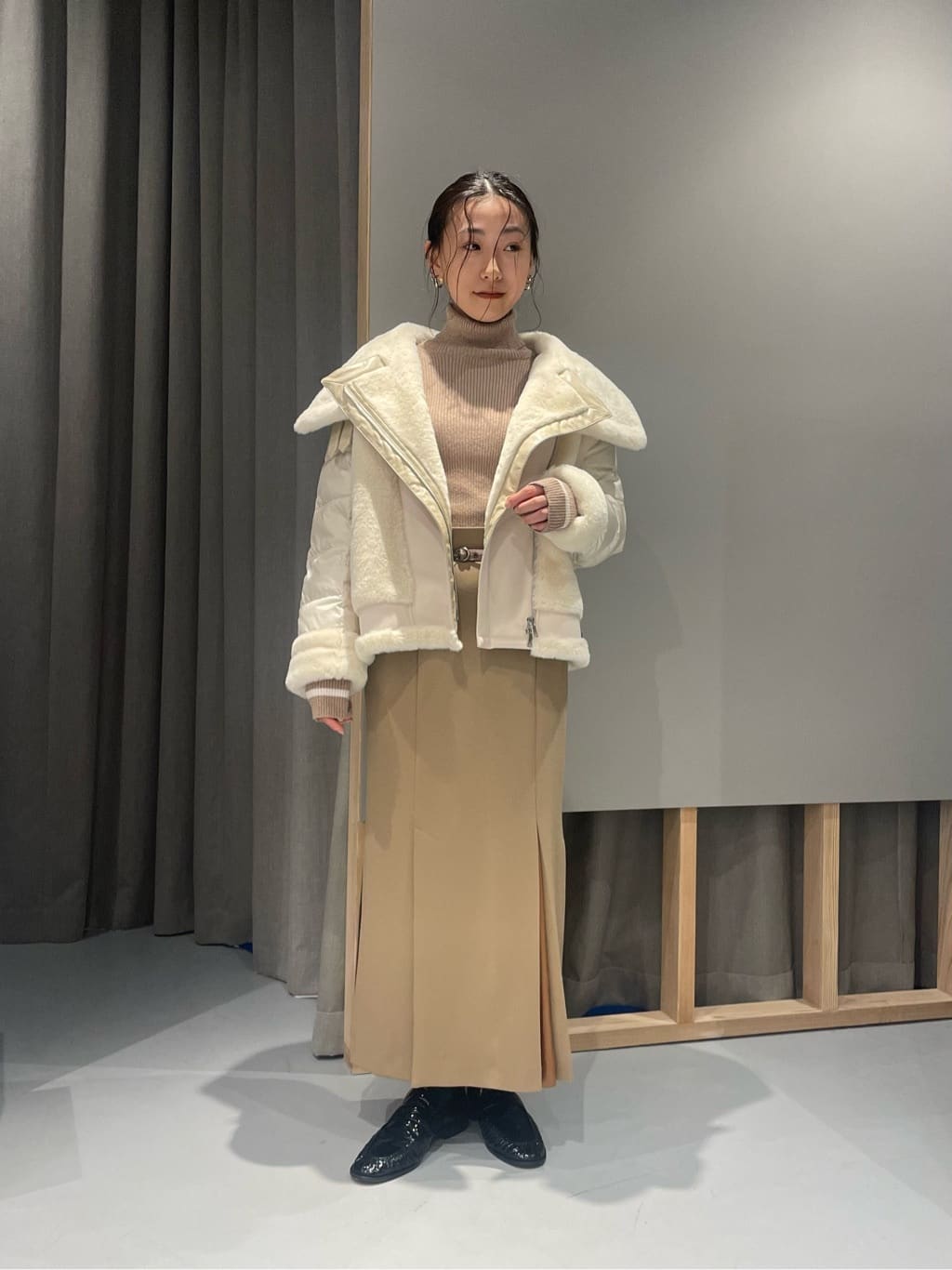 LOVELESSのファーコンビライダースダウンを使ったコーディネートを紹介します。｜Rakuten Fashion(楽天ファッション／旧楽天ブランドアベニュー)3242782
