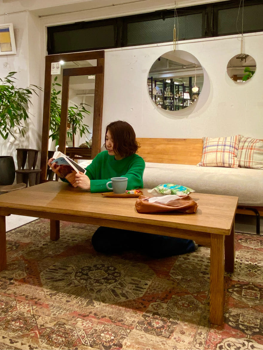 journal standard FurnitureのPO RUG 133*200 ラグを使ったコーディネートを紹介します。｜Rakuten Fashion(楽天ファッション／旧楽天ブランドアベニュー)3244204