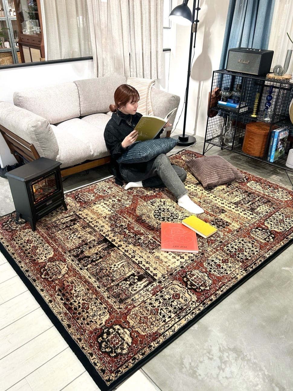 journal standard FurnitureのPO RUG 133*200 ラグを使ったコーディネートを紹介します。｜Rakuten Fashion(楽天ファッション／旧楽天ブランドアベニュー)3248034