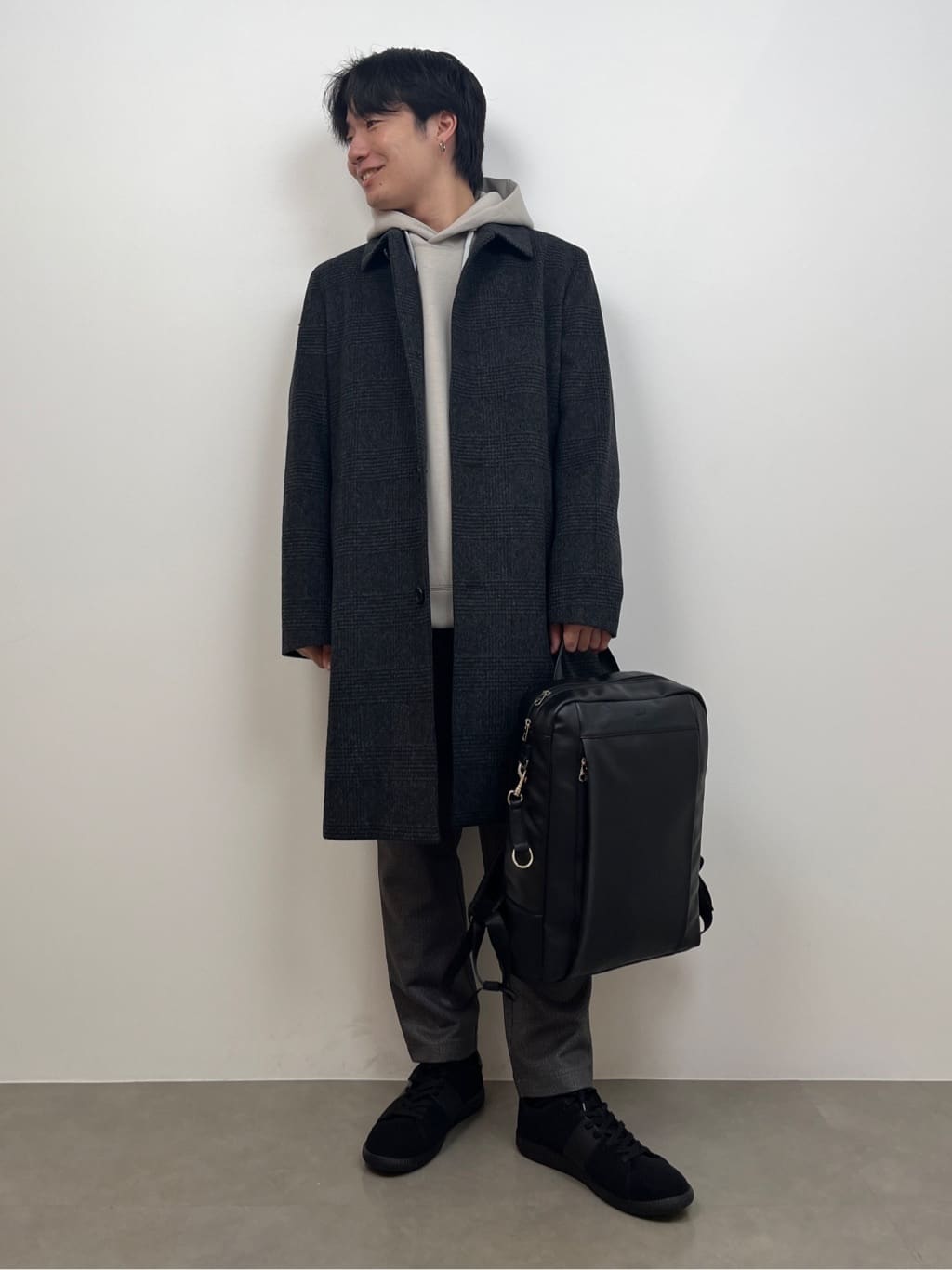 TAKEO KIKUCHIの【EC・限定店舗】ビーバー仕上げ ステンカラー コートを使ったコーディネートを紹介します。｜Rakuten Fashion(楽天ファッション／旧楽天ブランドアベニュー)3248121