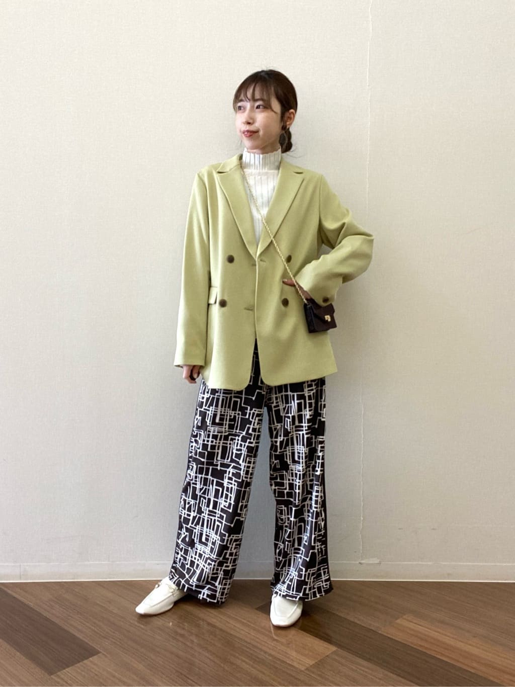 Vinのコーディネートを紹介します。｜Rakuten Fashion(楽天ファッション／旧楽天ブランドアベニュー)3249091