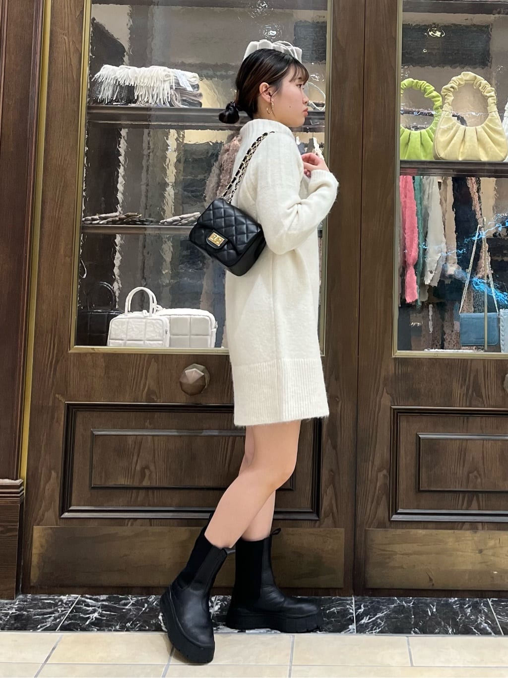 NANO universeの求心編みタートルニットワンピースを使ったコーディネートを紹介します。｜Rakuten Fashion(楽天ファッション／旧楽天ブランドアベニュー)3251227