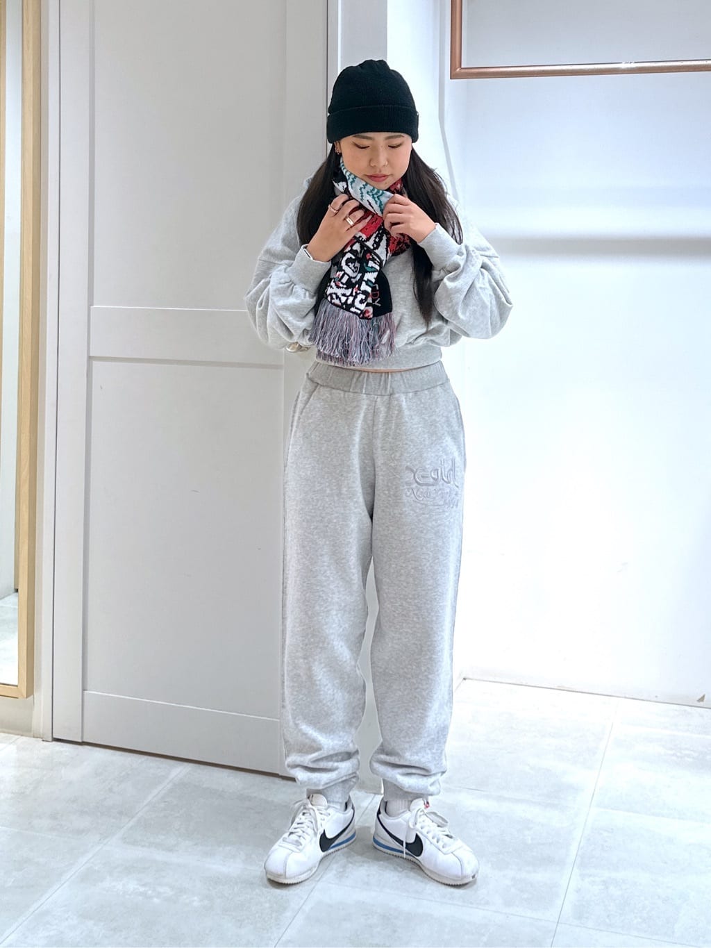 X-girlのEMBROIDERED MILLS LOGO SWEAT PANTS パンツ X-girlを使った