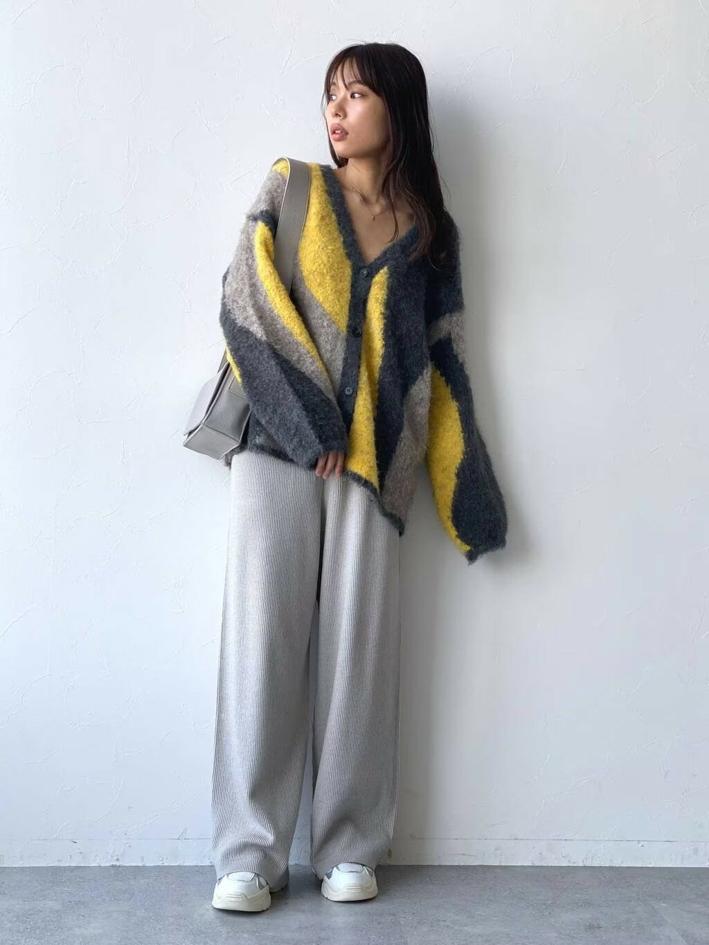 LAKOLEの(W)メッシュボリュームスニーカーを使ったコーディネートを紹介します。｜Rakuten Fashion(楽天ファッション／旧楽天ブランドアベニュー)3251763