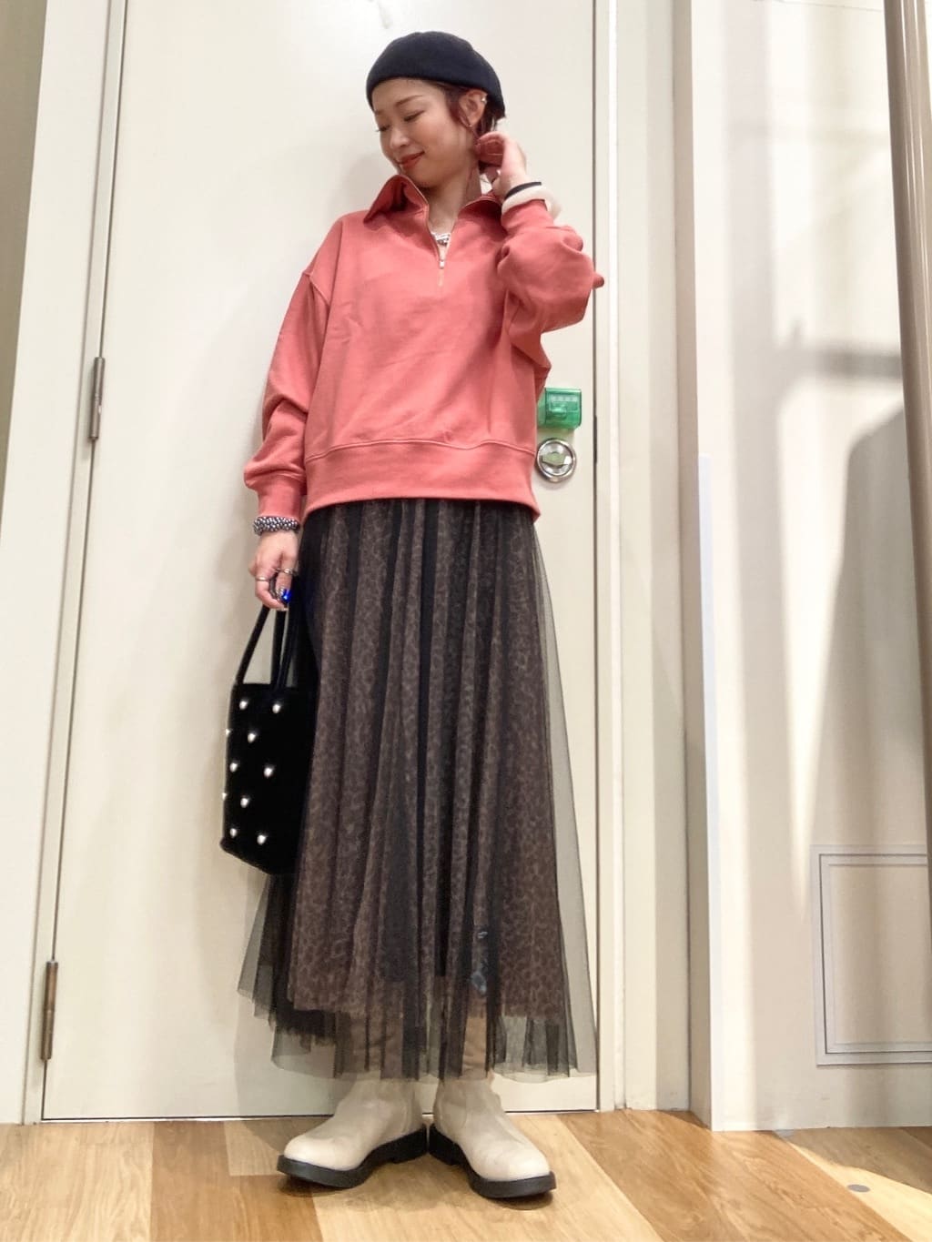 earth music&ecologyのコーディネートを紹介します。｜Rakuten Fashion(楽天ファッション／旧楽天ブランドアベニュー)3254390