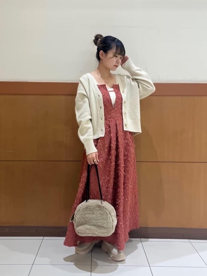 Vinのコーディネートを紹介します。｜Rakuten Fashion(楽天ファッション／旧楽天ブランドアベニュー)3257057