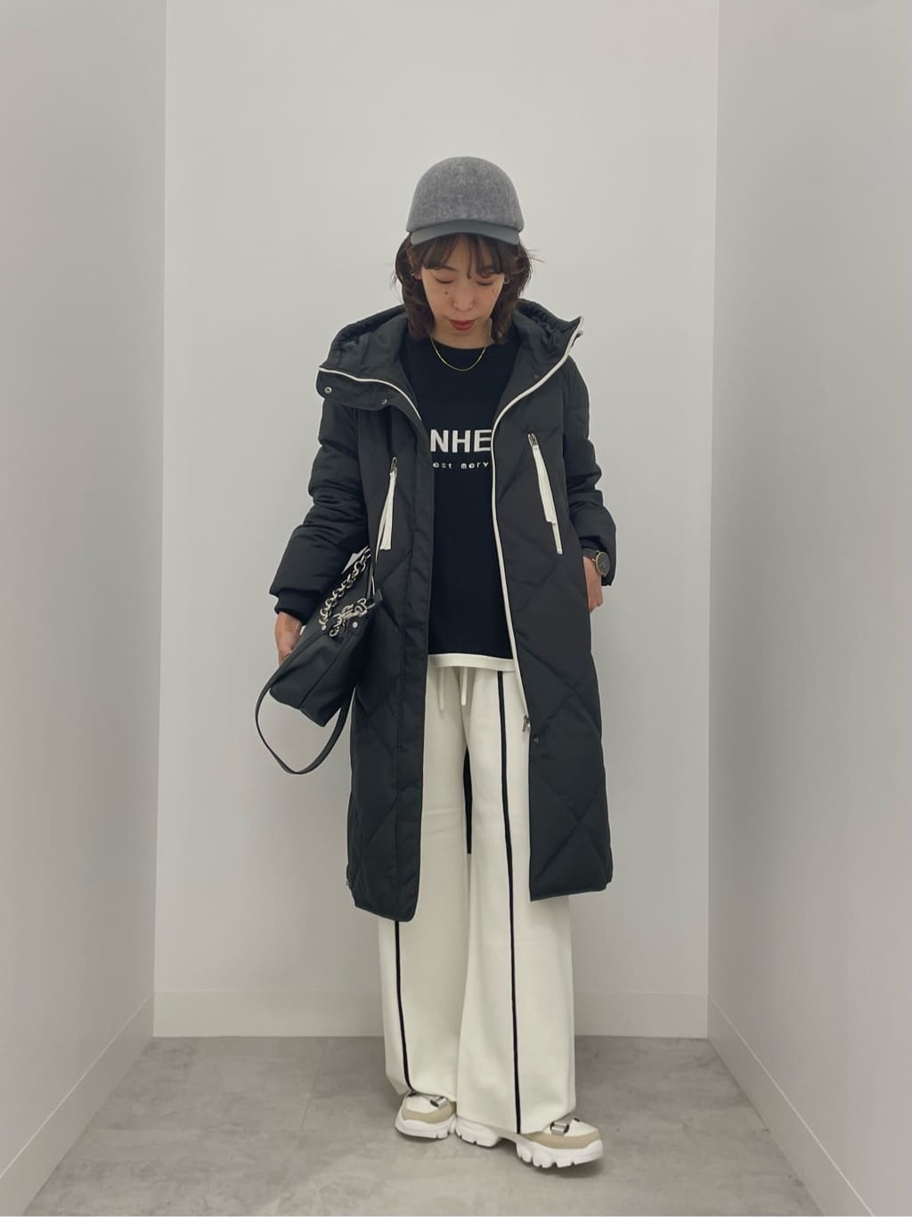 LASUDのコーディネートを紹介します。｜Rakuten Fashion(楽天ファッション／旧楽天ブランドアベニュー)3258147