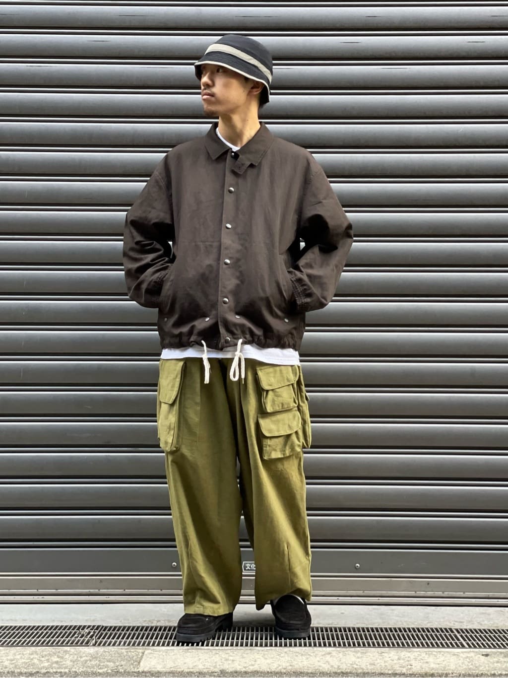 WISMのコーディネートを紹介します。｜Rakuten Fashion(楽天ファッション／旧楽天ブランドアベニュー)3258976