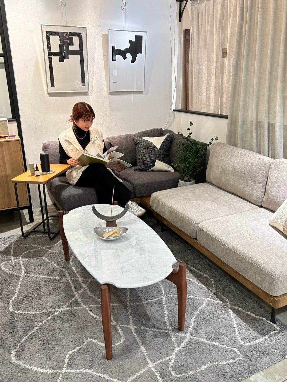 journal standard FurnitureのFERNERO RUG 140x200 フェルネロラグを使ったコーディネートを紹介します。｜Rakuten Fashion(楽天ファッション／旧楽天ブランドアベニュー)3260059