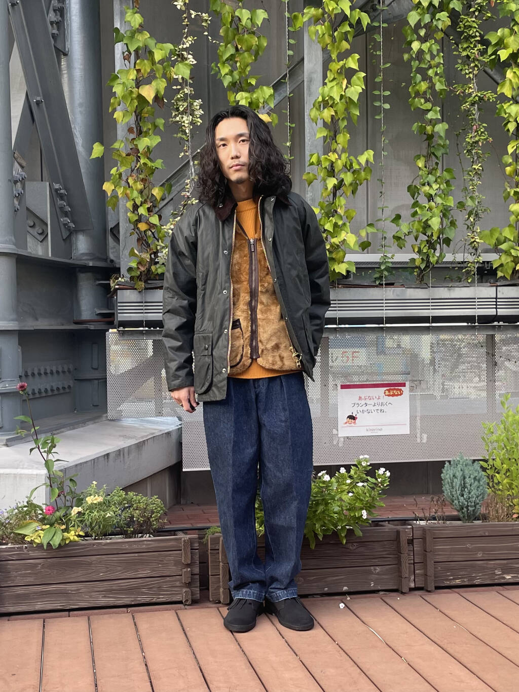 URBAN RESEARCHのコーディネートを紹介します。｜Rakuten Fashion(楽天ファッション／旧楽天ブランドアベニュー)3260407