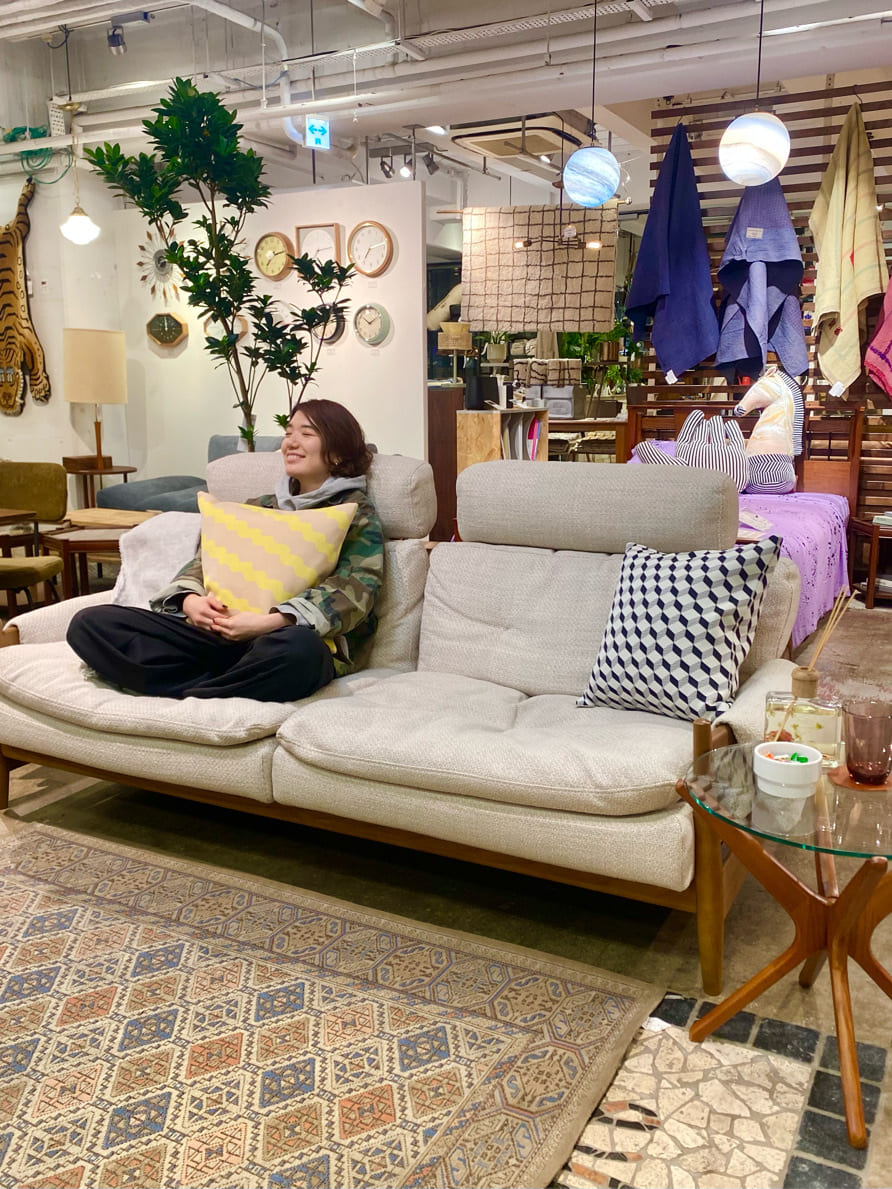journal standard FurnitureのGLENOAKS RUG 140x200 グレンオークスラグを使ったコーディネートを紹介します。｜Rakuten Fashion(楽天ファッション／旧楽天ブランドアベニュー)3265300