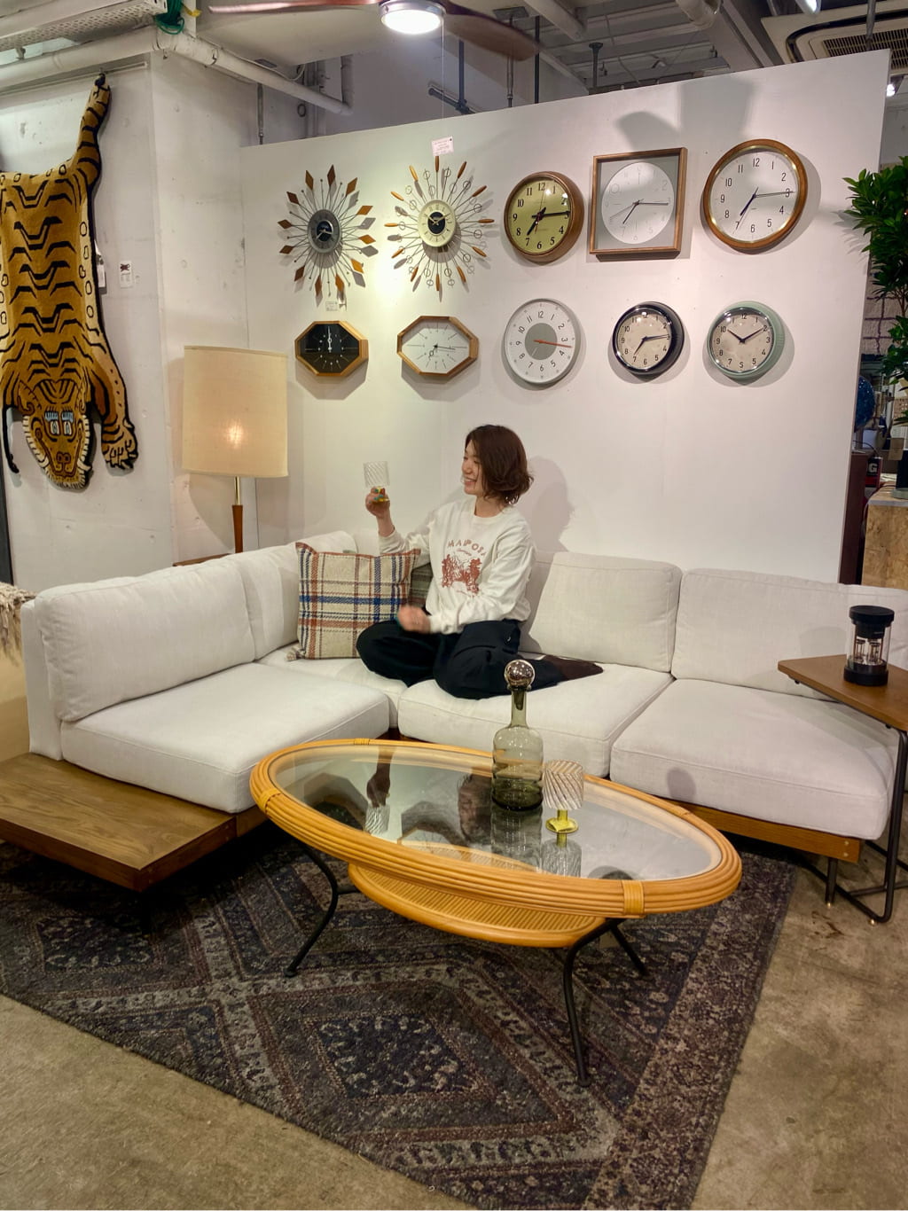journal standard FurnitureのBRENTWOOD RUG 140x200 ブレントウッド ラグを使ったコーディネートを紹介します。｜Rakuten Fashion(楽天ファッション／旧楽天ブランドアベニュー)3265302