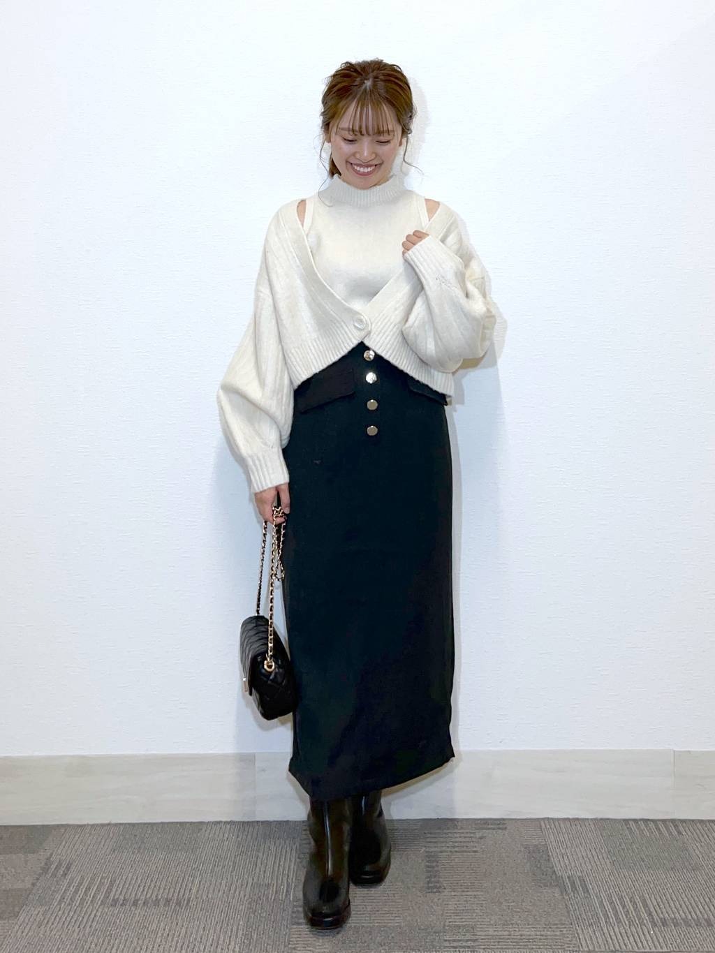 mysty womanの【上西星来さん着用アイテム】レクタングルチェーンBAGを使ったコーディネートを紹介します。｜Rakuten Fashion(楽天ファッション／旧楽天ブランドアベニュー)3273473