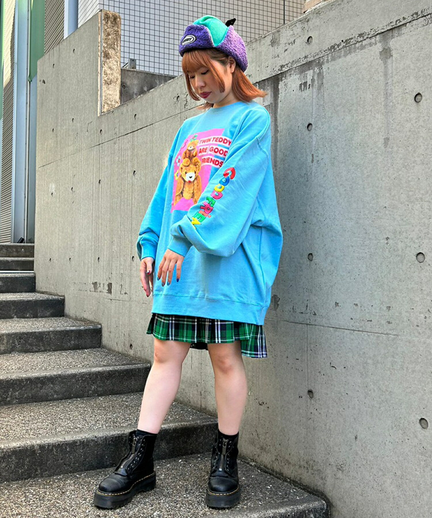 Candy StripperのGOOD FRIENDS SWEAT ONE-PIECEを使ったコーディネート