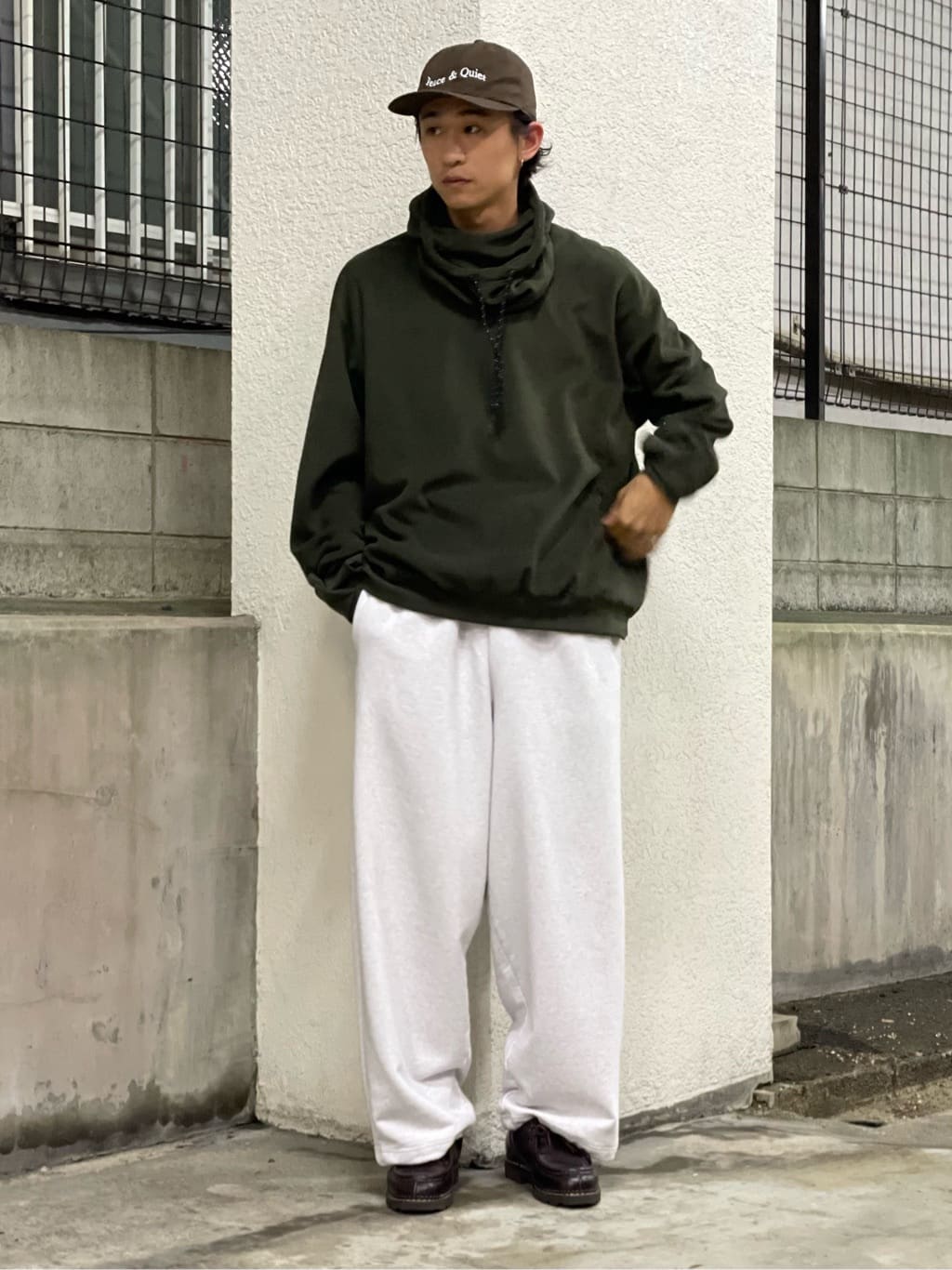 WISMのコーディネートを紹介します。｜Rakuten Fashion(楽天ファッション／旧楽天ブランドアベニュー)3278156