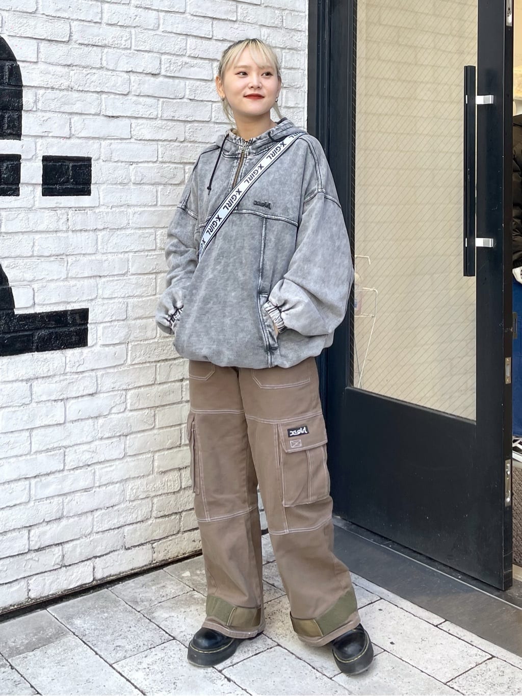 X-girl エックスガール ADJUSTABLE HEM CARGO PANTS｜BORN FREE