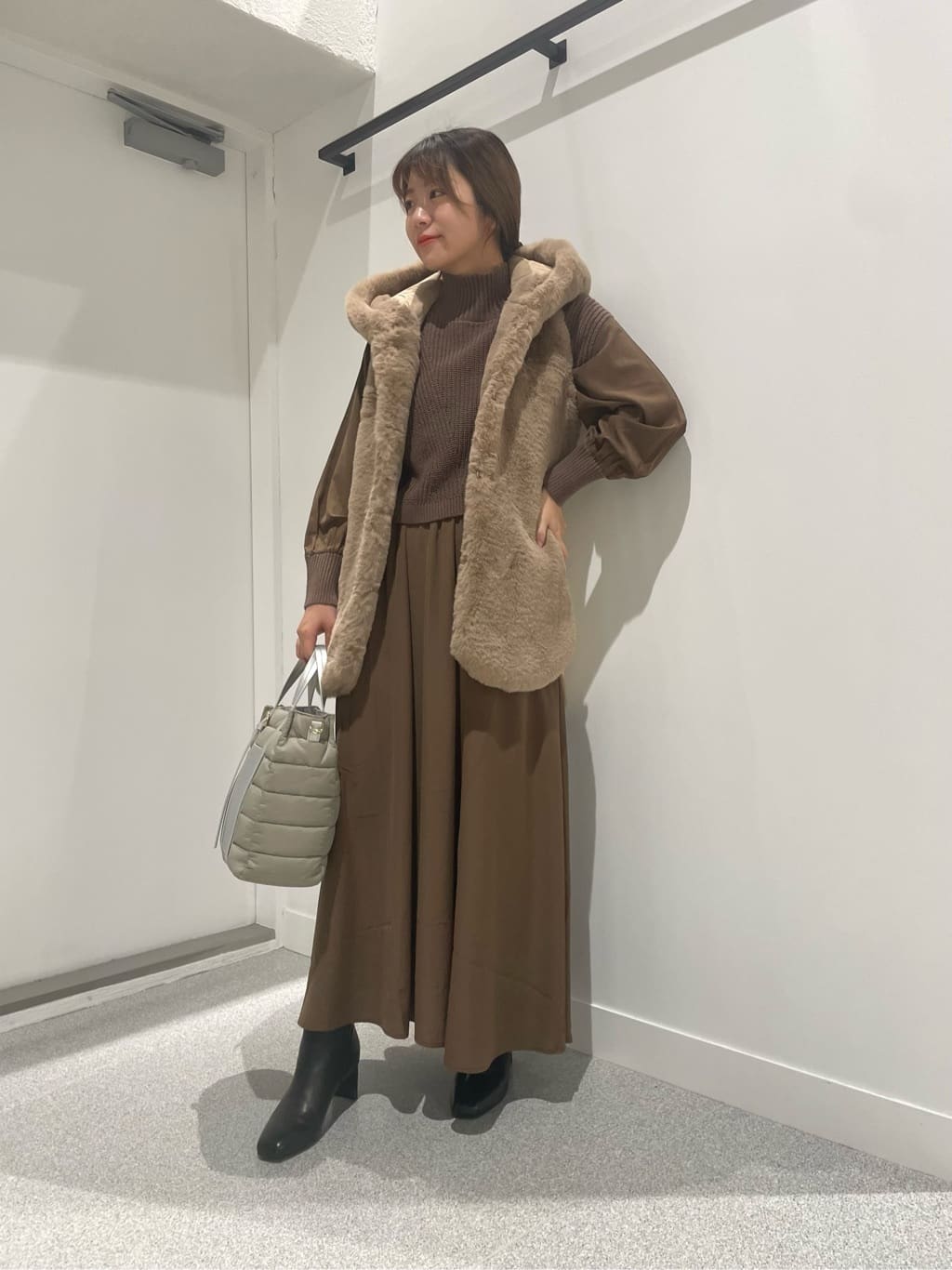 Vinのコーディネートを紹介します。｜Rakuten Fashion(楽天ファッション／旧楽天ブランドアベニュー)3291683