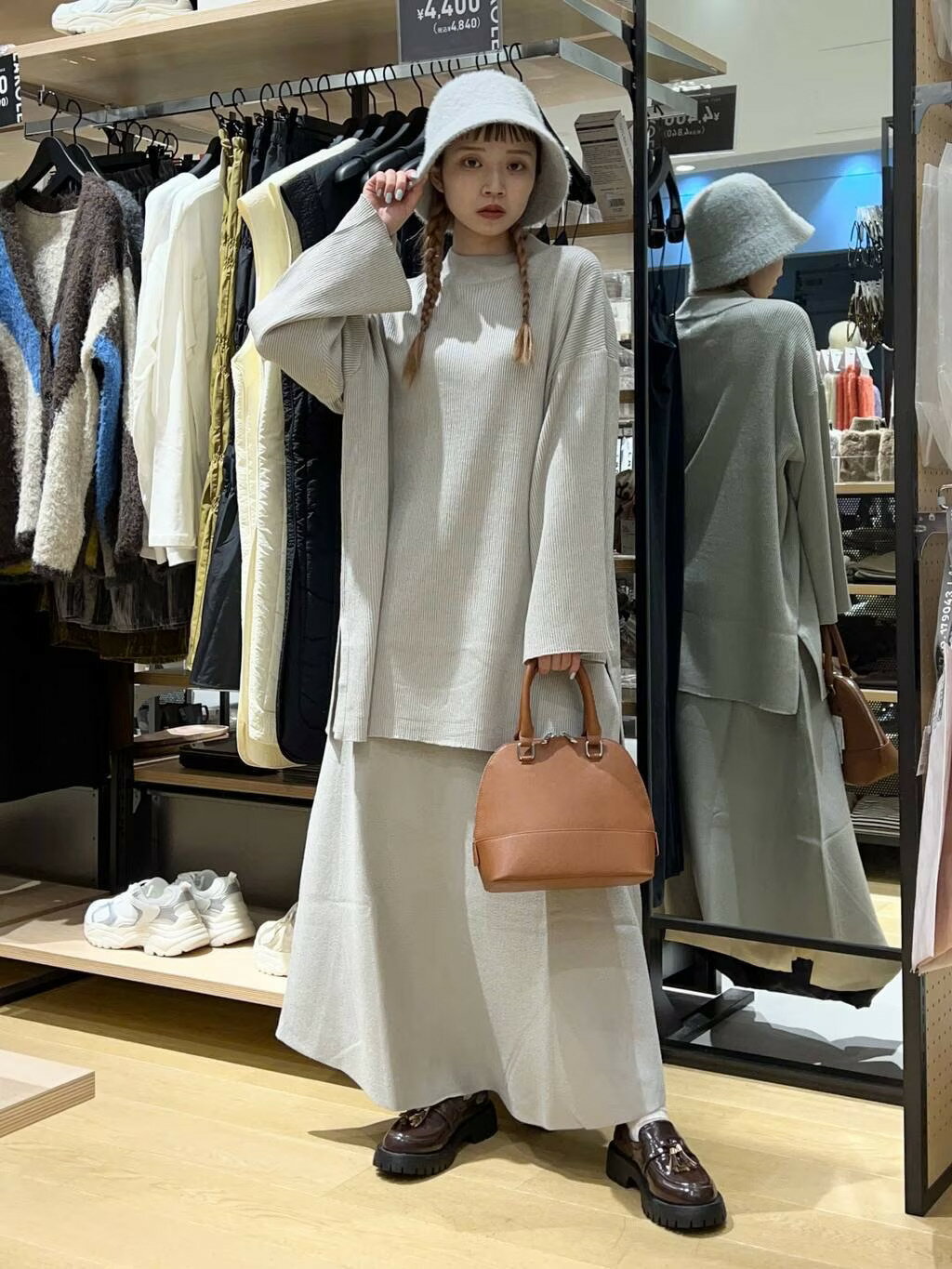 LAKOLEのタッセルタンクソールローファーを使ったコーディネートを紹介します。｜Rakuten Fashion(楽天ファッション／旧楽天ブランドアベニュー)3292074