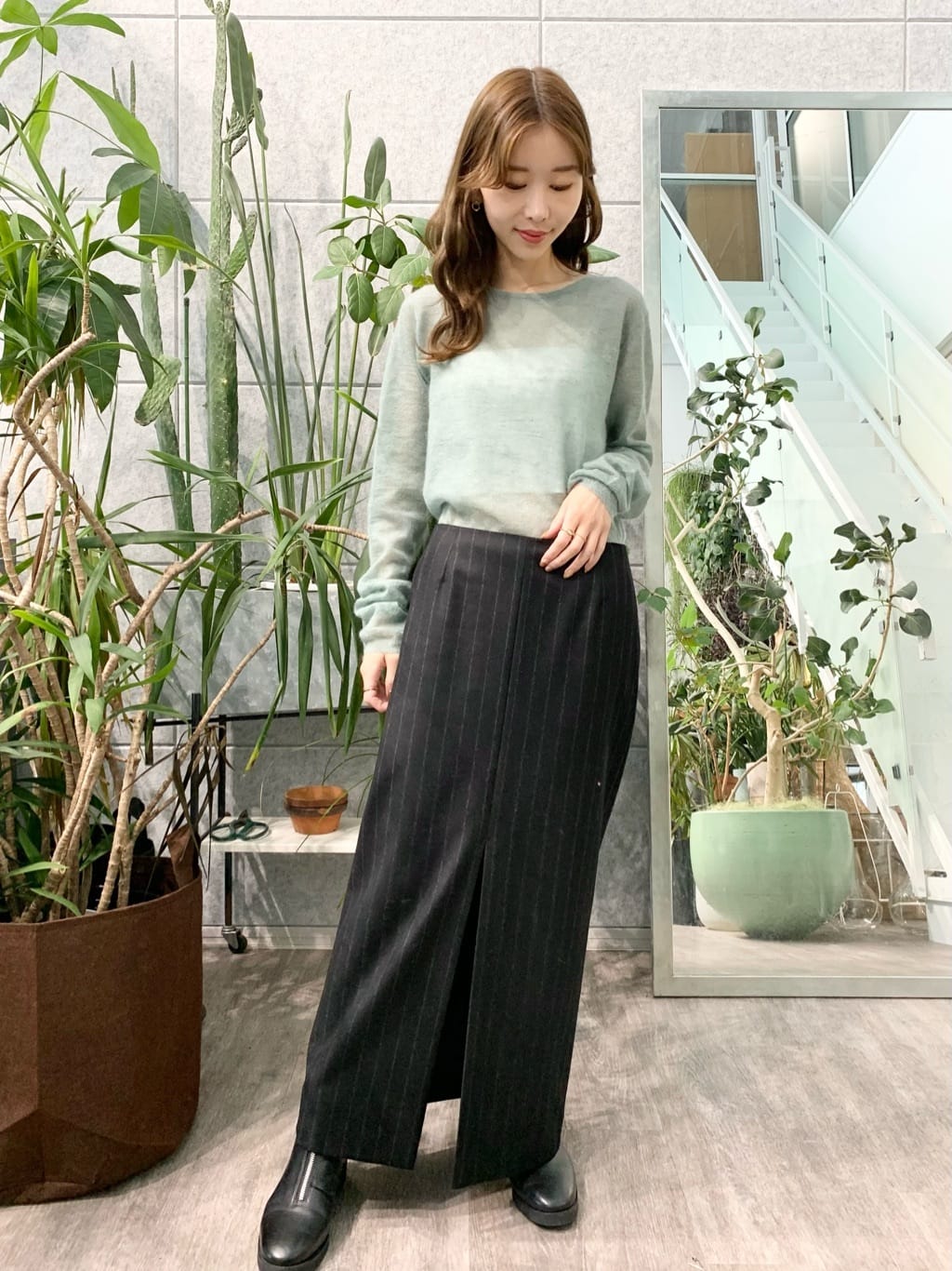 DRESSTERIORのCODE A | wool stripe slit long skirtを使った