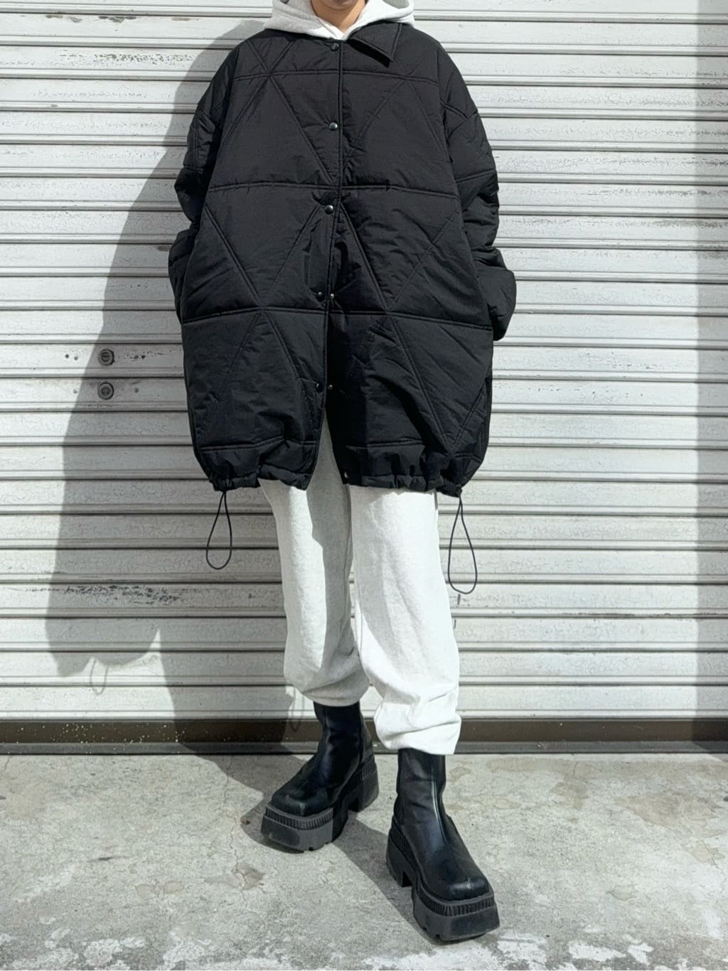 SLYの【THROW】REVERSIBLE PUFFER COACH ジャケットを使った