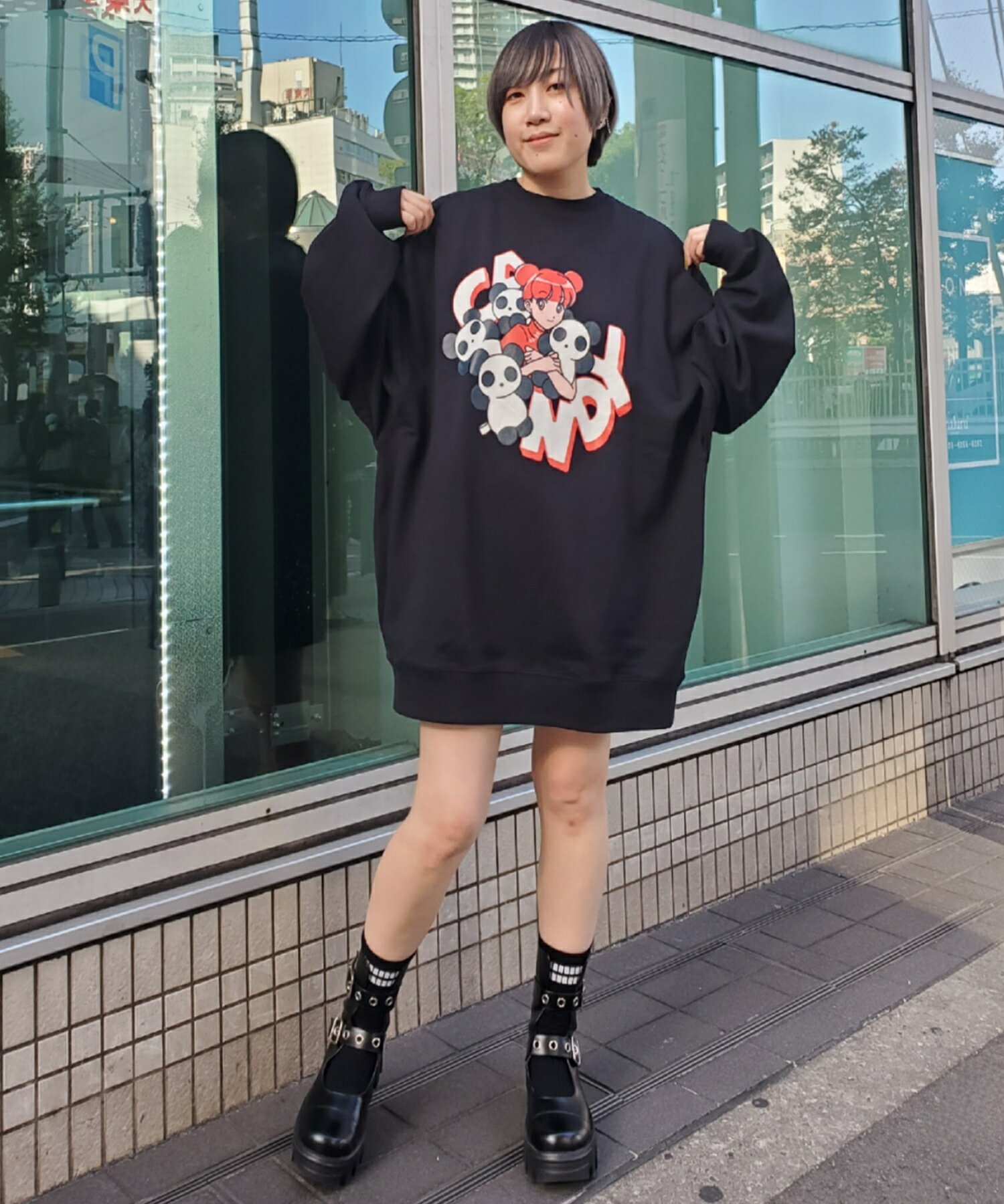Candy StripperのCANDY GIRL SWEAT ONE-PIECEを使ったコーディネート