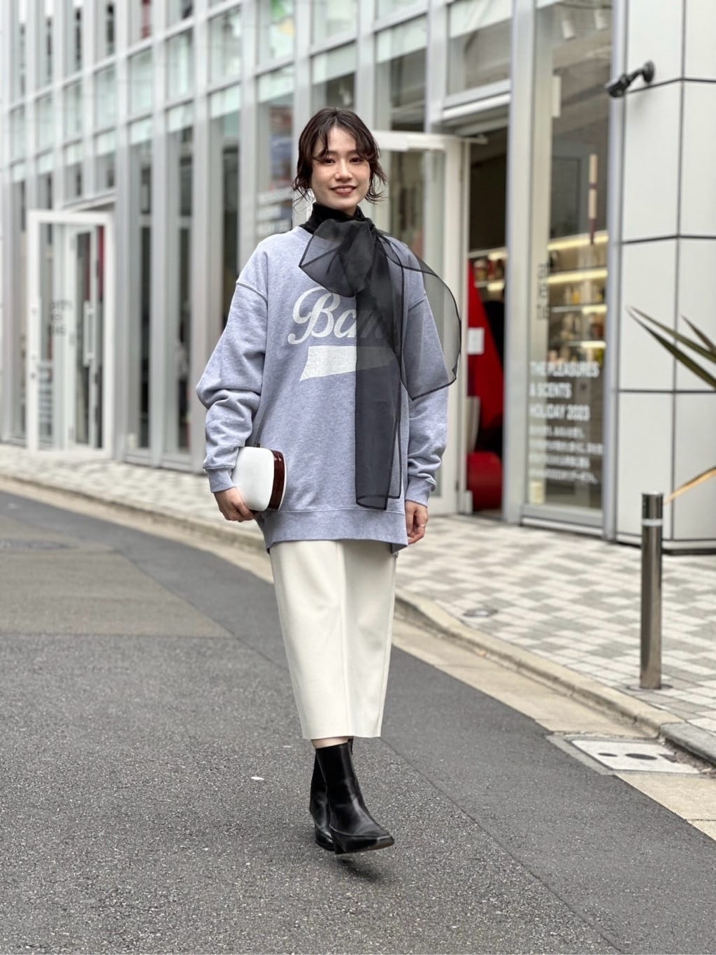 Whim Gazetteのダンボールスリットスカートを使ったコーディネートを紹介します。｜Rakuten Fashion(楽天ファッション／旧楽天ブランドアベニュー)3308169