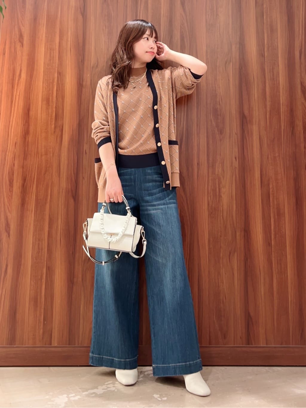 Vinのコーディネートを紹介します。｜Rakuten Fashion(楽天ファッション／旧楽天ブランドアベニュー)3309036