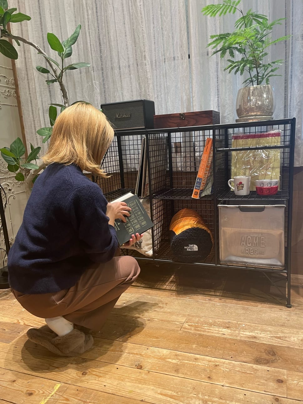 journal standard Furnitureの★【Marshall/マーシャル】Acton 3 Bluetooth Black スピーカーを使ったコーディネートを紹介します。｜Rakuten Fashion(楽天ファッション／旧楽天ブランドアベニュー)3317835