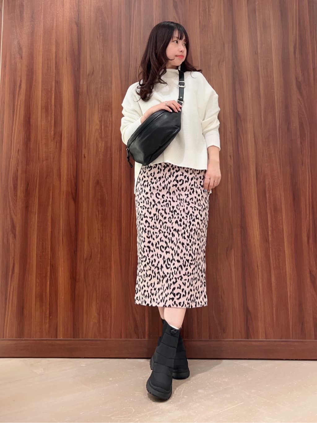 Vinのコーディネートを紹介します。｜Rakuten Fashion(楽天ファッション／旧楽天ブランドアベニュー)3325225