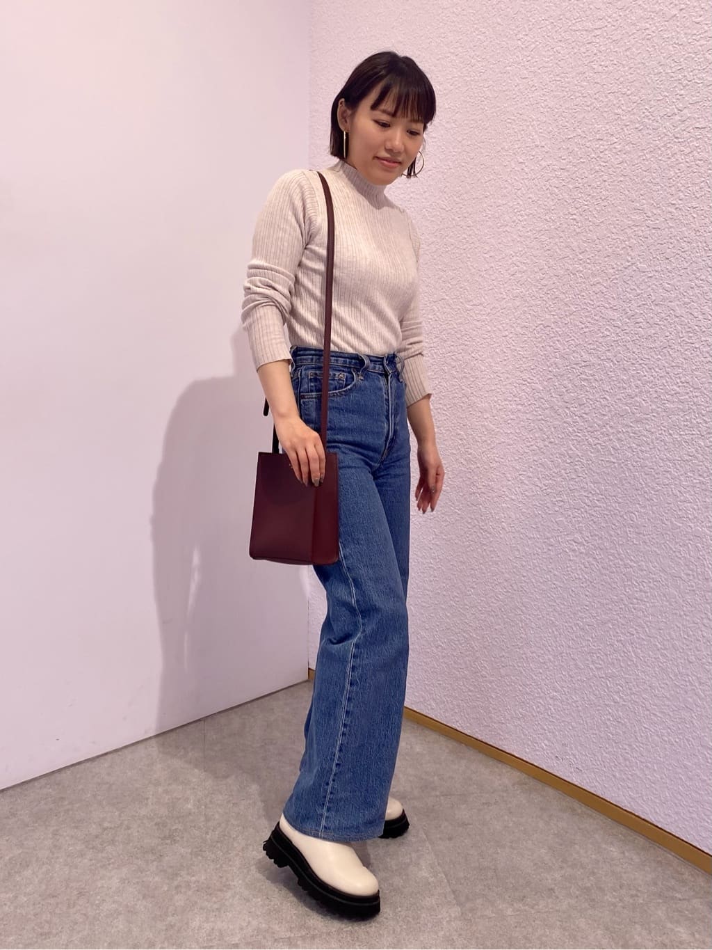ESPERANZAのシンシアカラフルショルダーを使ったコーディネートを紹介します。｜Rakuten Fashion(楽天ファッション／旧楽天ブランドアベニュー)3329216
