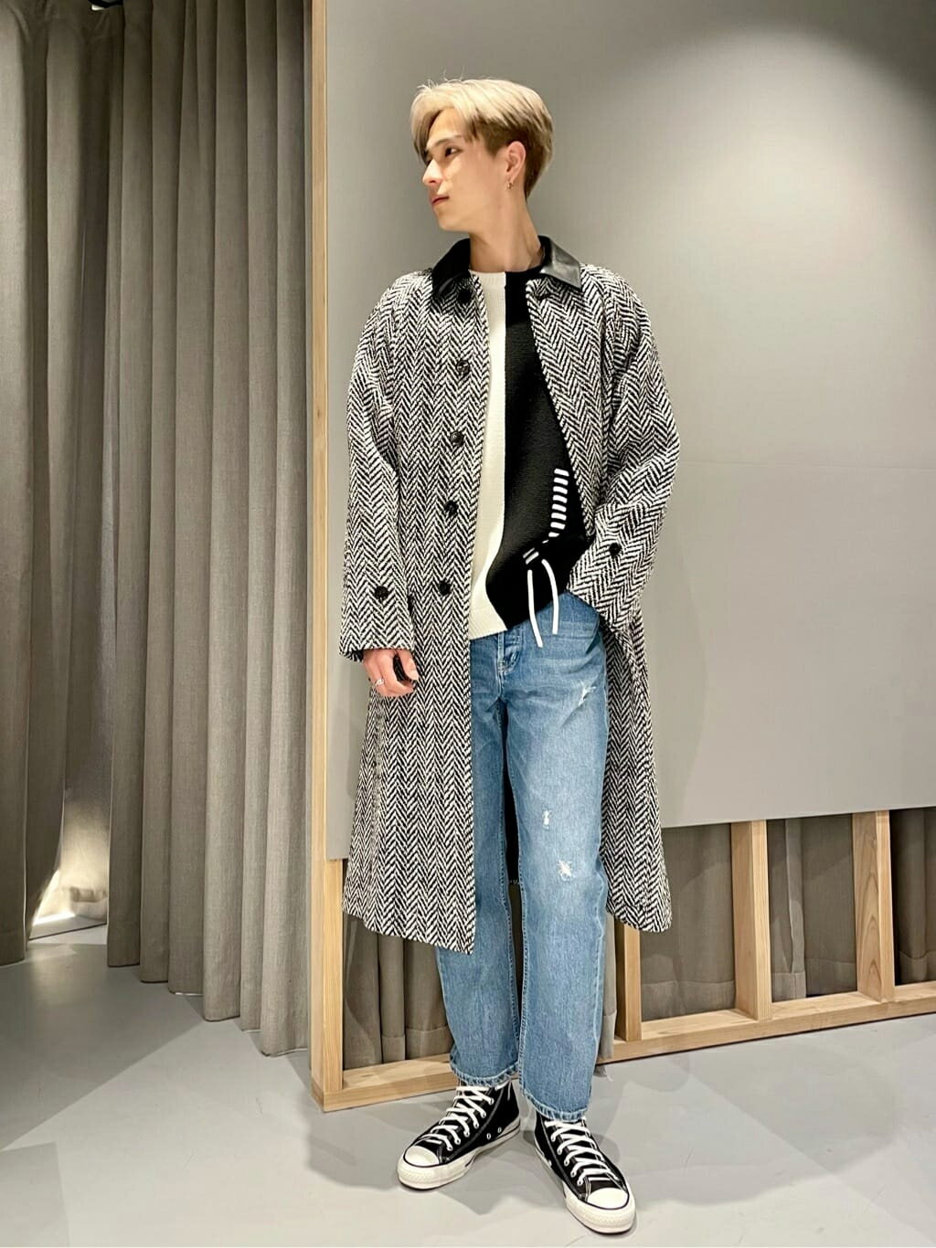 LOVELESSの【UNISEX】ポイントスレッドクルーネックを使ったコーディネートを紹介します。｜Rakuten Fashion(楽天ファッション／旧楽天ブランドアベニュー)3334955