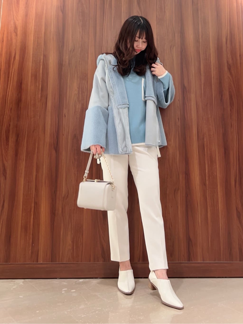 Vinのコーディネートを紹介します。｜Rakuten Fashion(楽天ファッション／旧楽天ブランドアベニュー)3337155