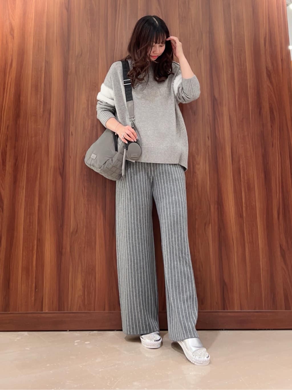 Vinのコーディネートを紹介します。｜Rakuten Fashion(楽天ファッション／旧楽天ブランドアベニュー)3339898