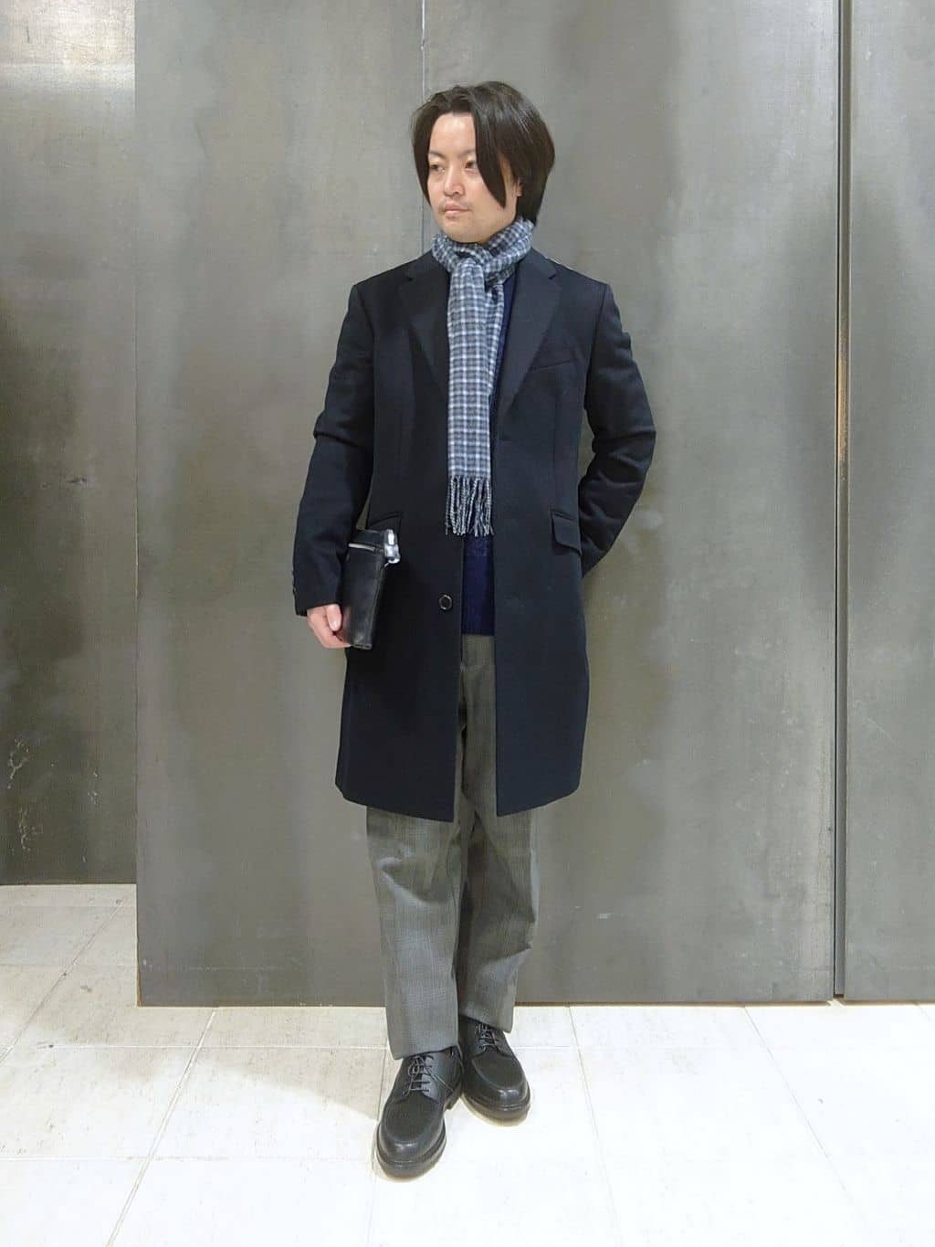 TAKEO KIKUCHIのウールカシミヤブレンド チェスターコートを使った