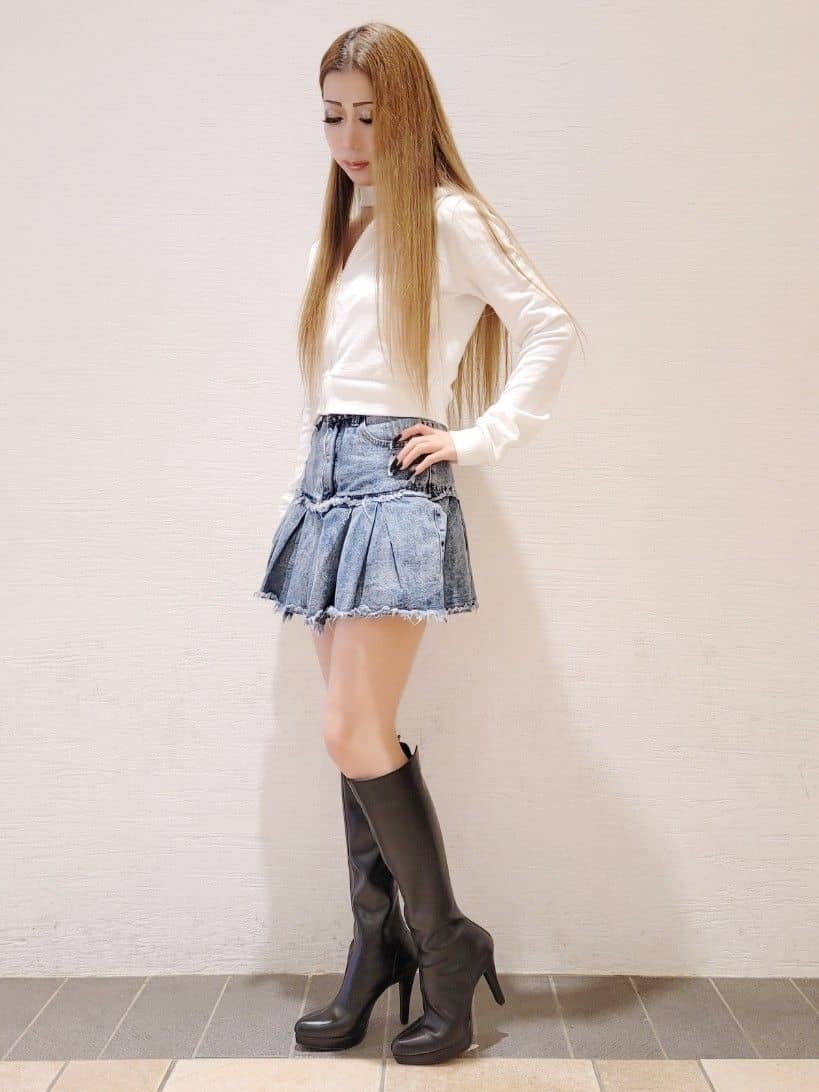 ESPERANZAのアーモンドトゥロングブーツを使ったコーディネートを紹介します。｜Rakuten Fashion(楽天ファッション／旧楽天ブランドアベニュー)3349441